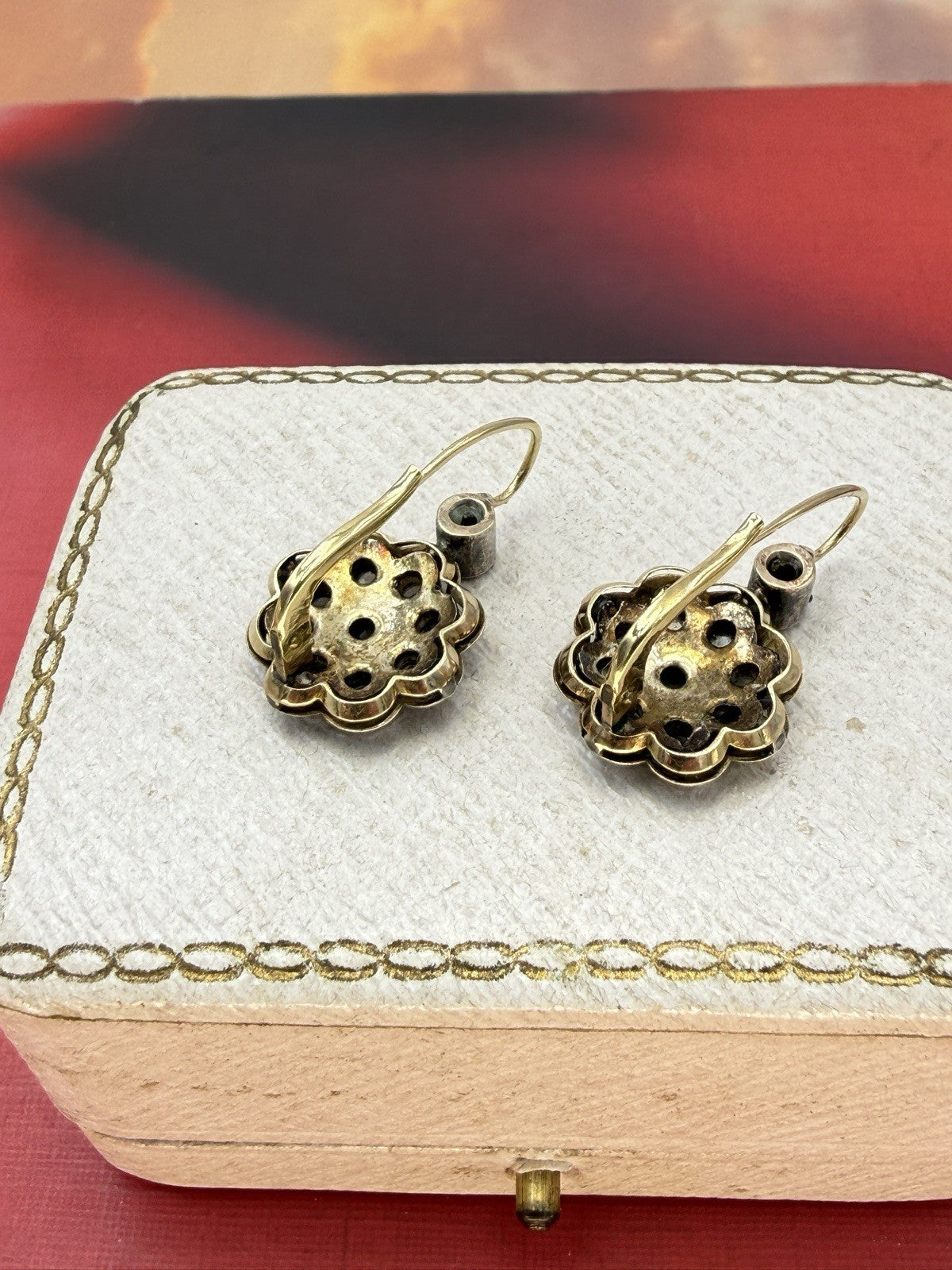 Orecchini a toppa in oro 12 kt e argento con diamanti taglio rosa, anni '50 – foto 9