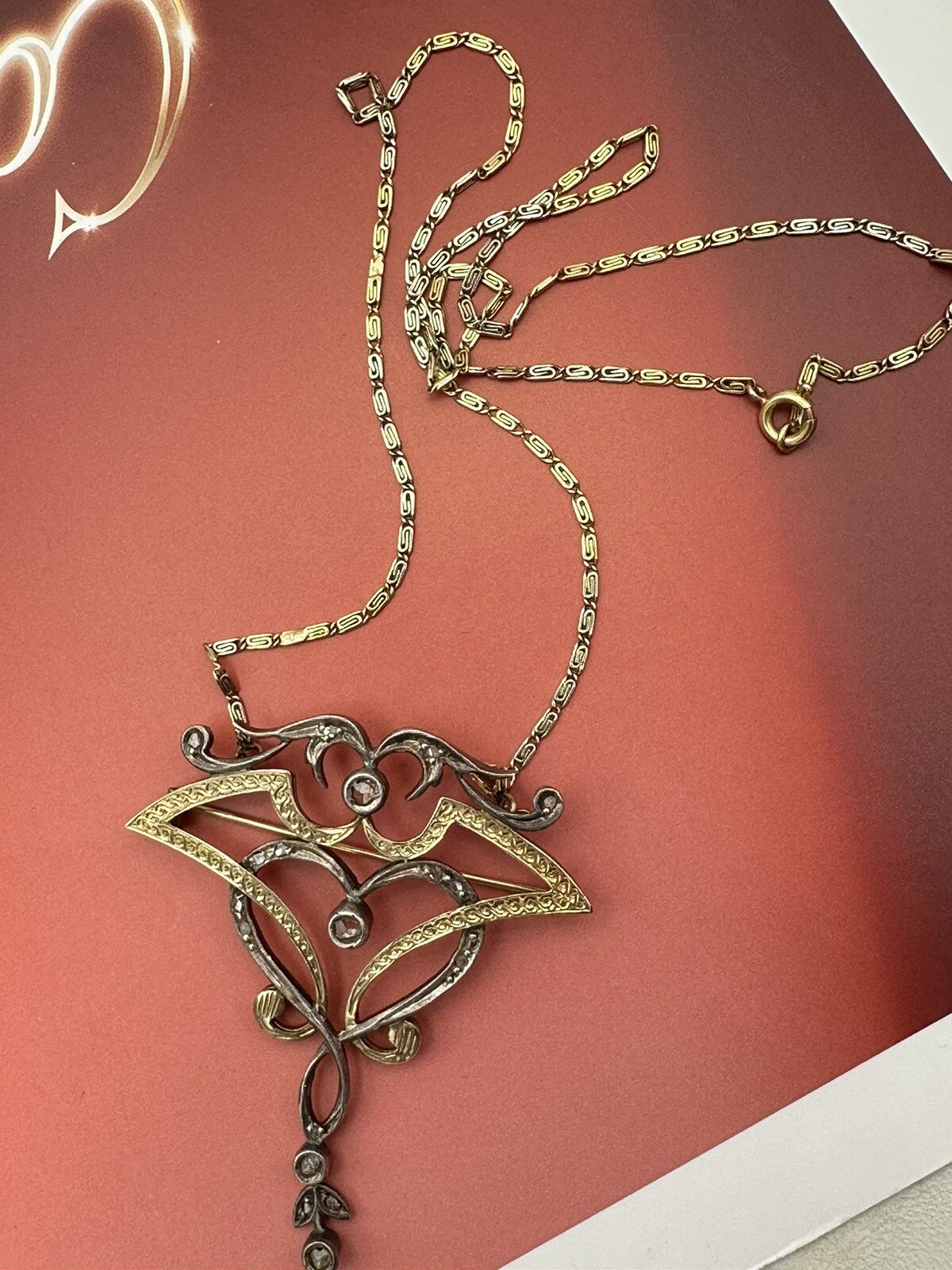 Collana con pendente-spilla antico in oro 12 kt, argento e diamanti, primi '900 – foto 9