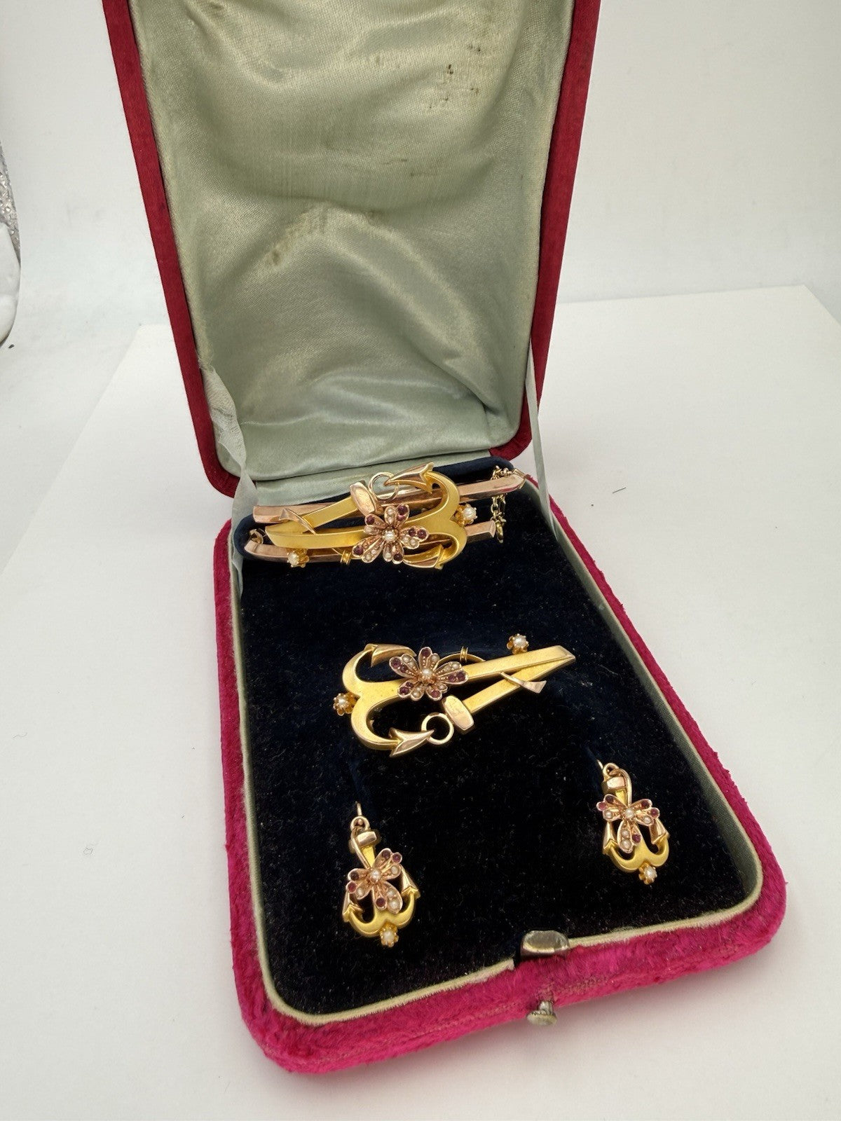 Parure antica bracciale, spilla e orecchini in oro 6/7 kt, fine '800 – foto 13