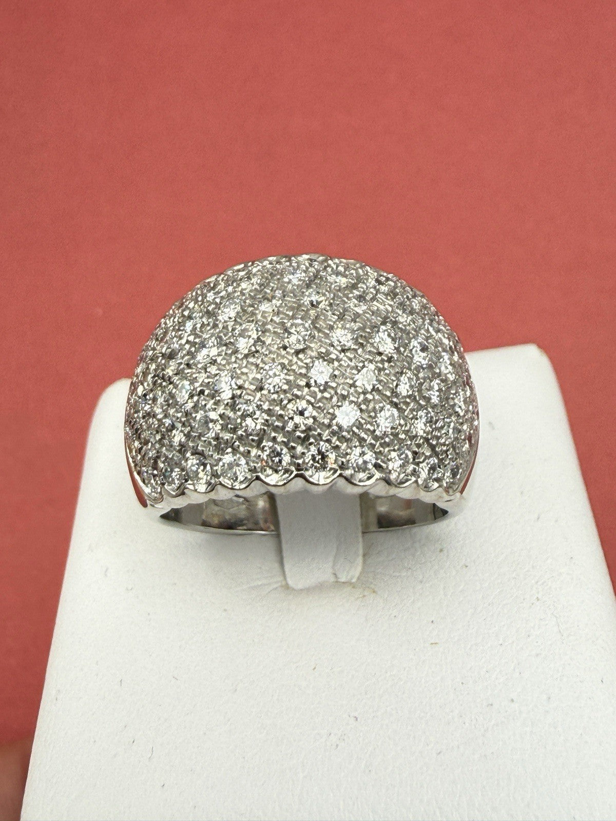 Anello a fascia in oro bianco 18 kt con 2 ct di brillanti – foto 6