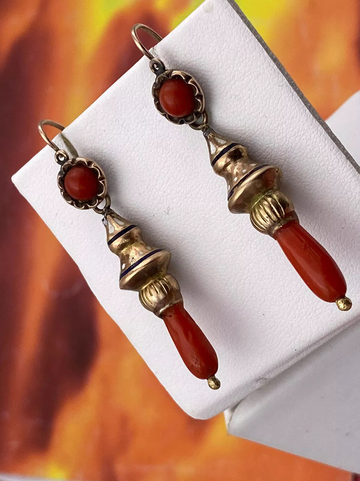 Orecchini antichi in oro rosso 6/7 kt con corallo e smalti, fine '800 – foto 7