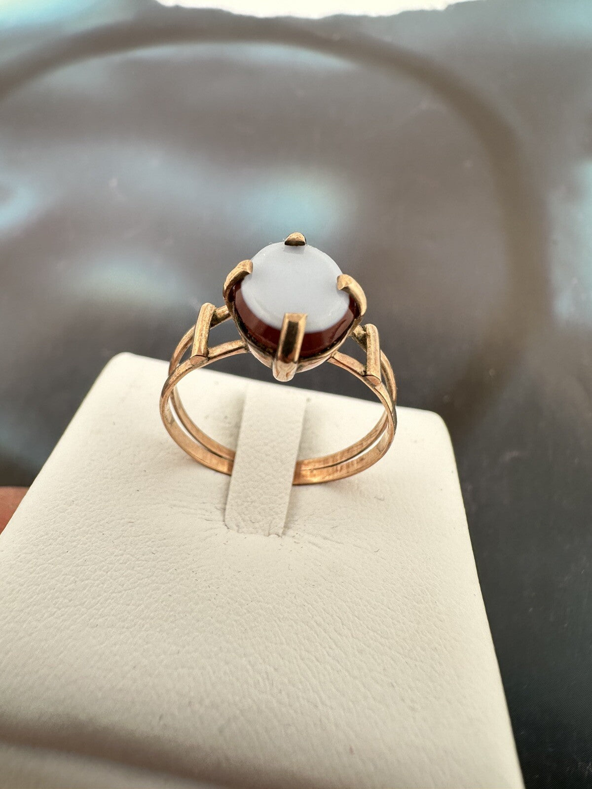 Anello borbonico in oro 6/7 kt con corniola ovale, fine '800 – foto 3