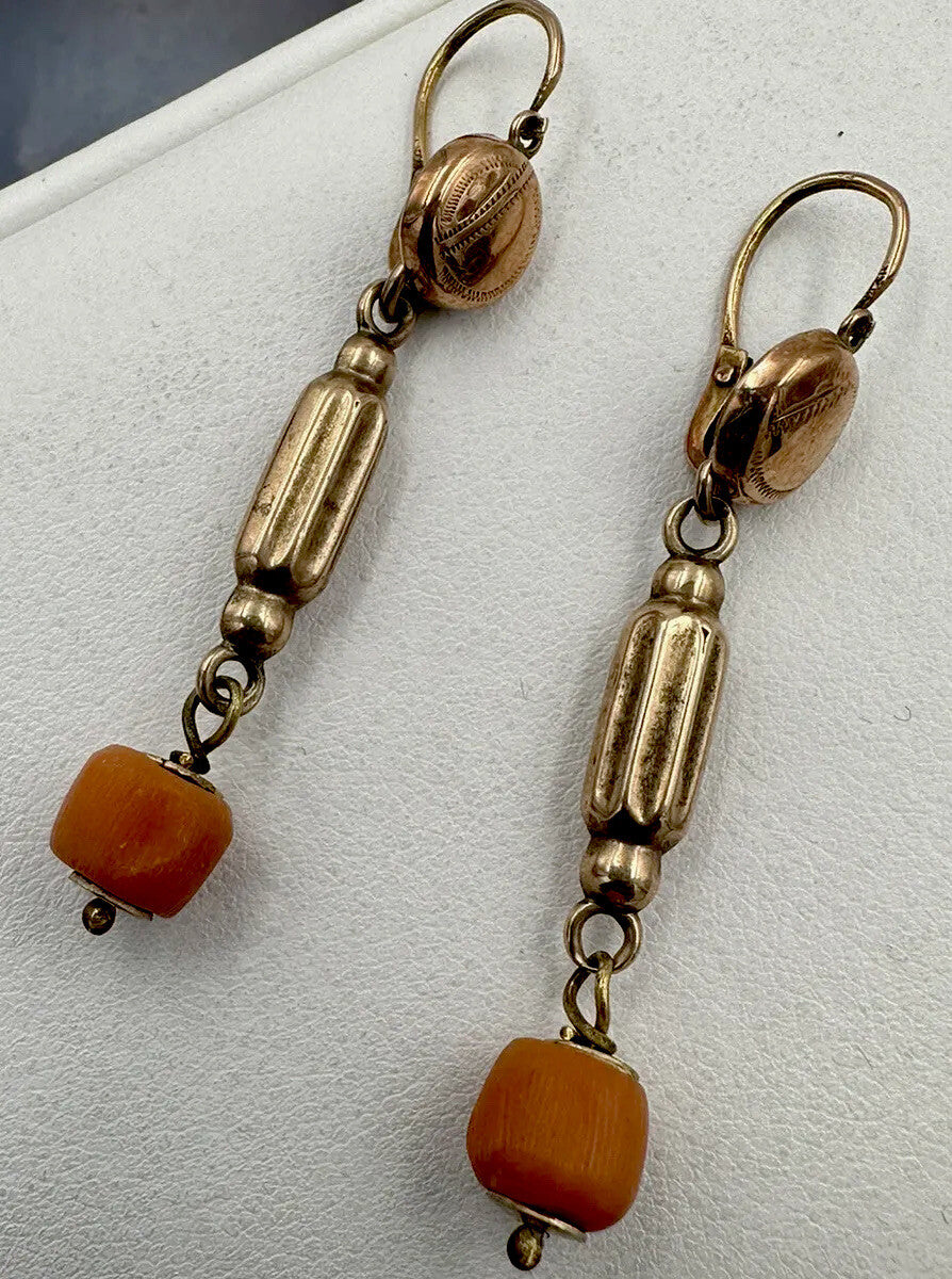 Orecchini pendenti antichi in oro rosso 9 kt con corallo, inizi '900 – foto 2