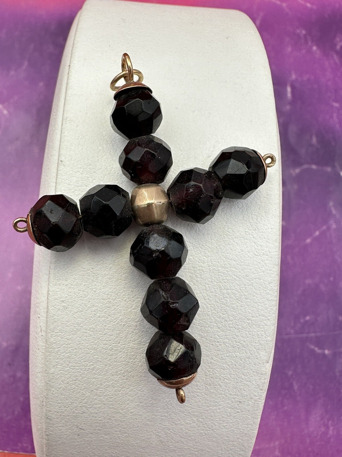Croce borbonica in oro rosso 6/7 kt con paste vitree bordeaux, fine '800 – foto 10