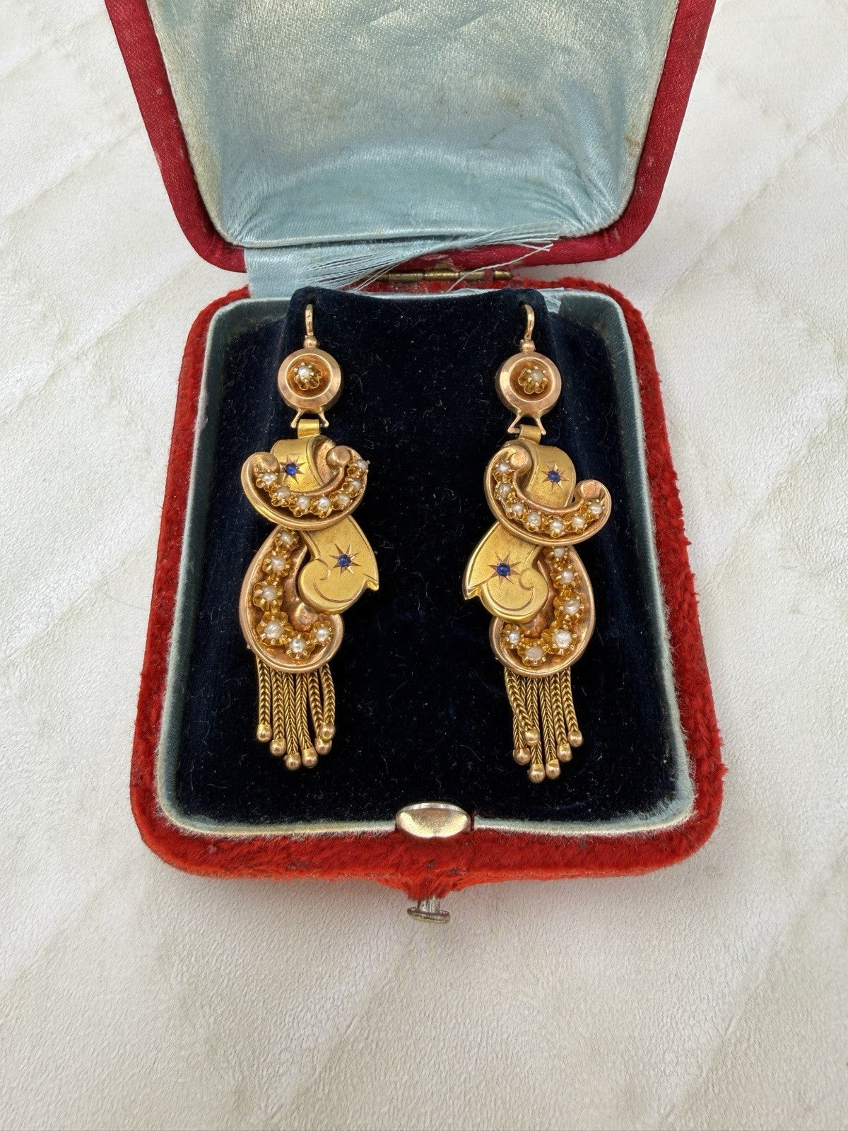 Orecchini antichi a frange in oro 6/7 kt con microperle, fine '800 – foto 3
