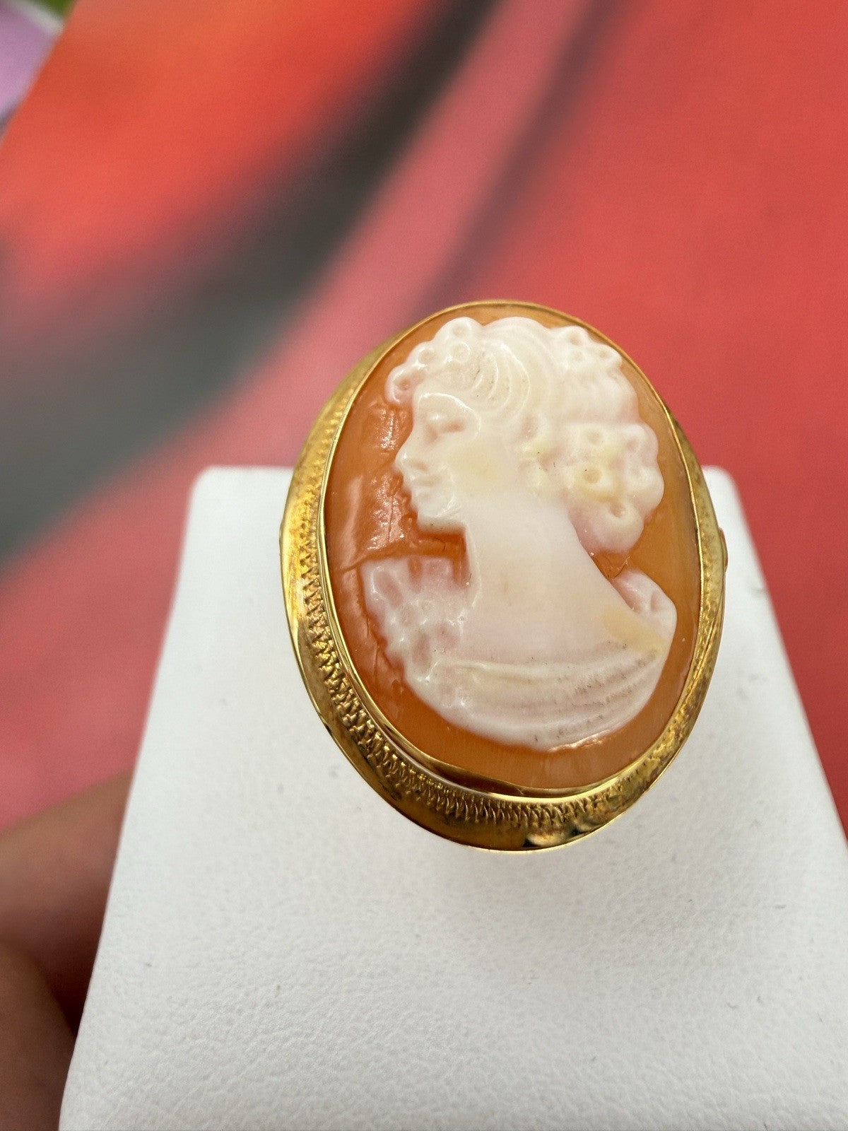 Anello con cammeo in conchiglia volto di donna, oro 18 kt – foto 7