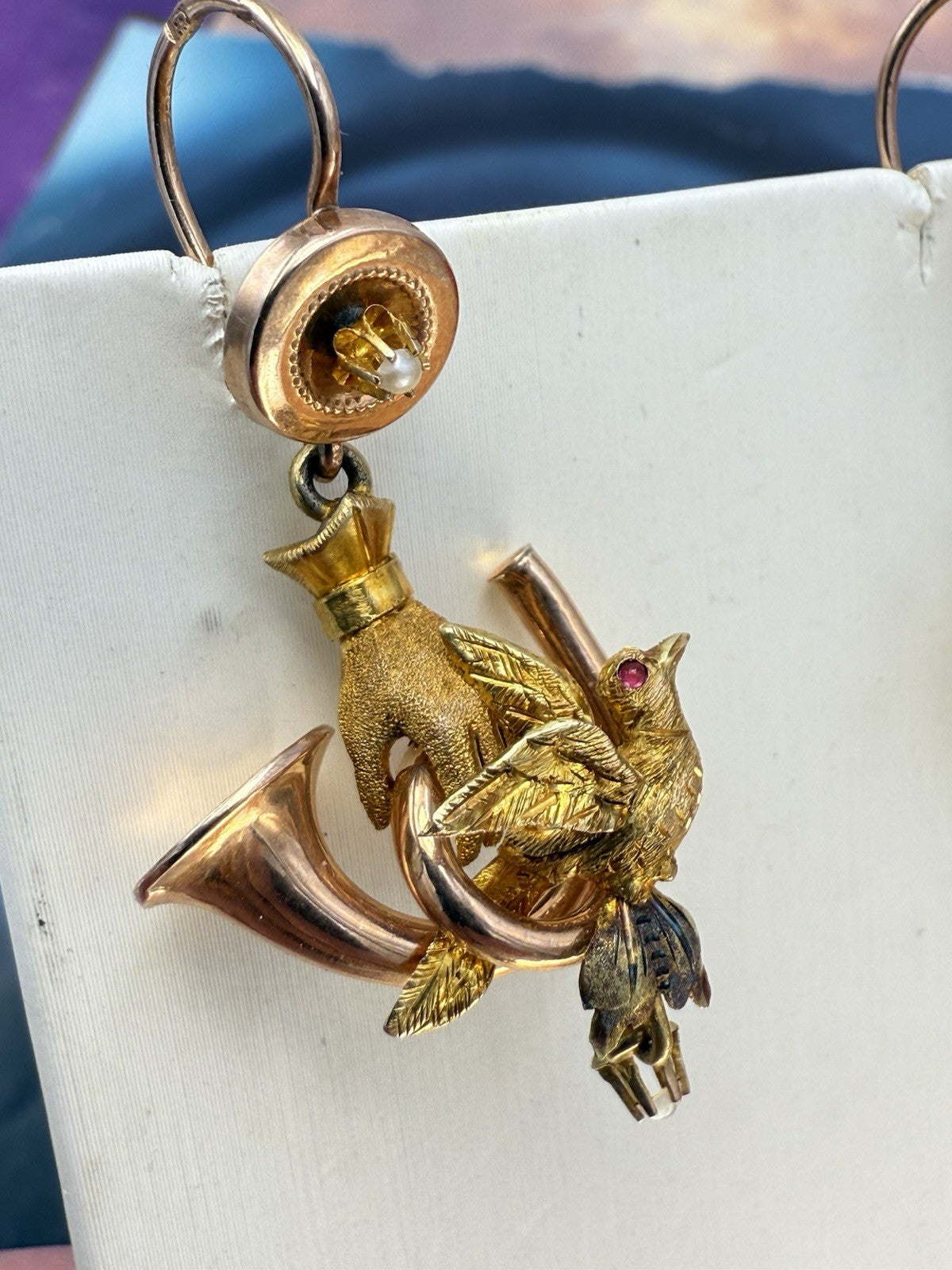 Orecchini antichi in oro 6/7 kt con paste vitree rosse e microperle, fine '800 – foto 18