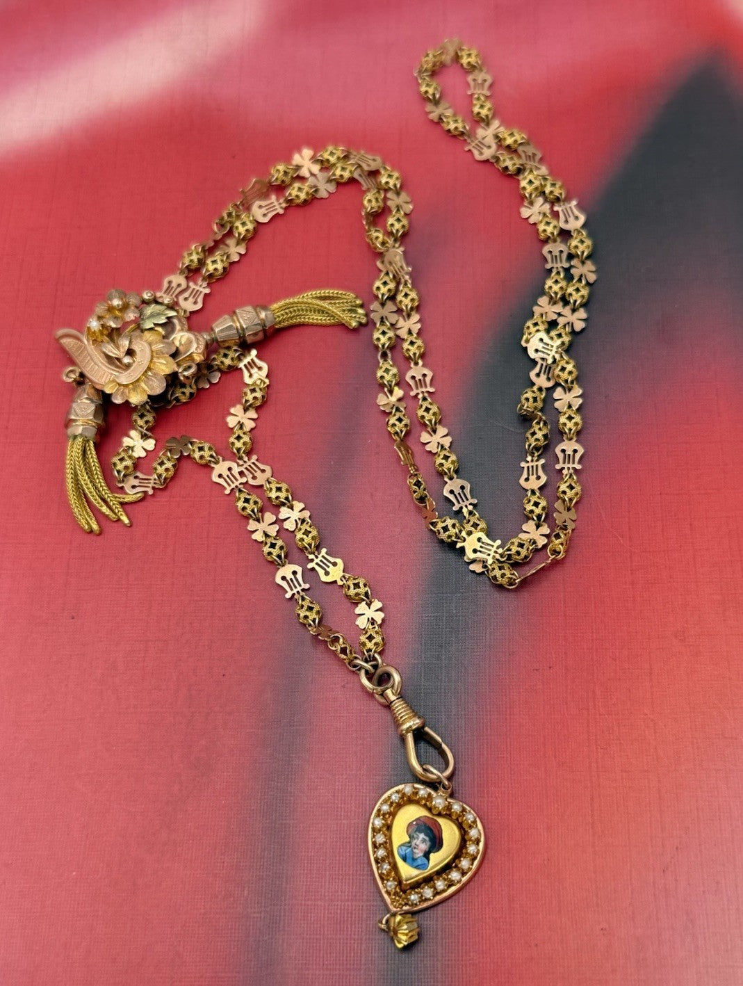 Collana saliscendi borbonica in oro 6/7 kt con cuore smaltato e microperle