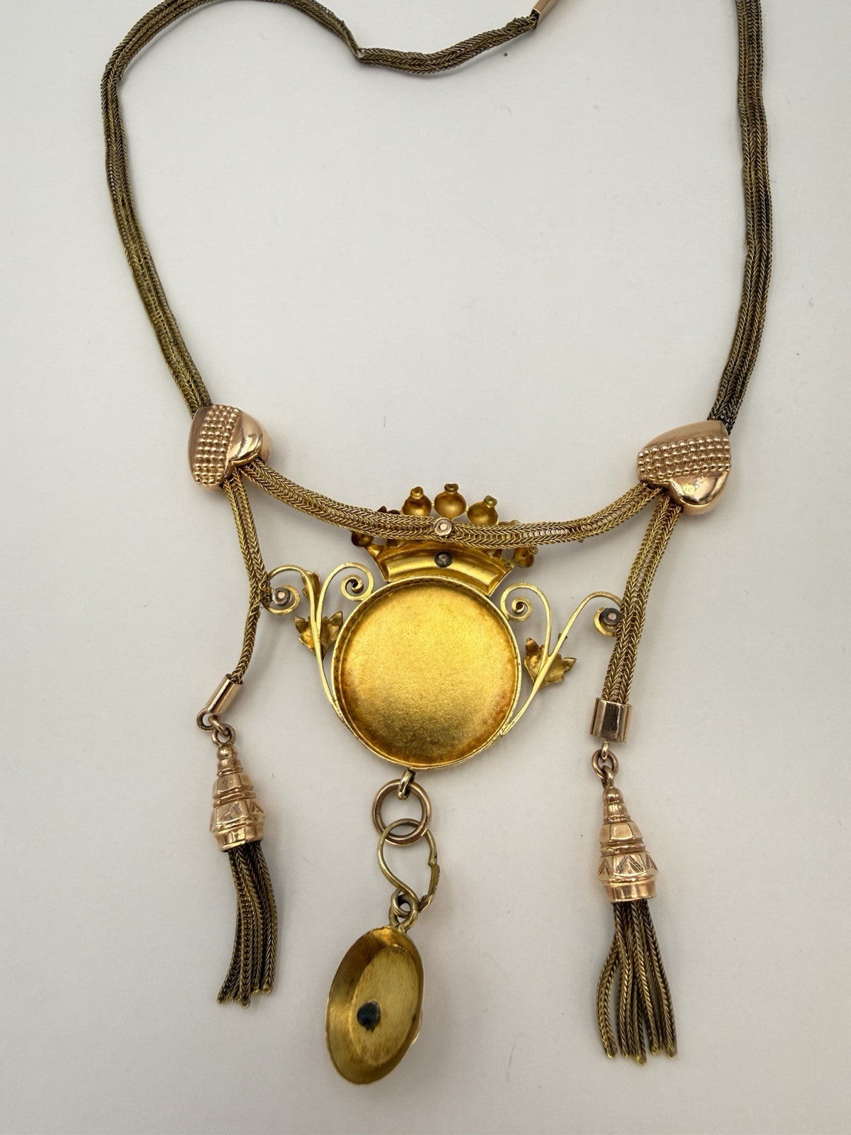 Collana antica in oro 6/7 kt con smalti, microperle e nappe, fine '800 – foto 17