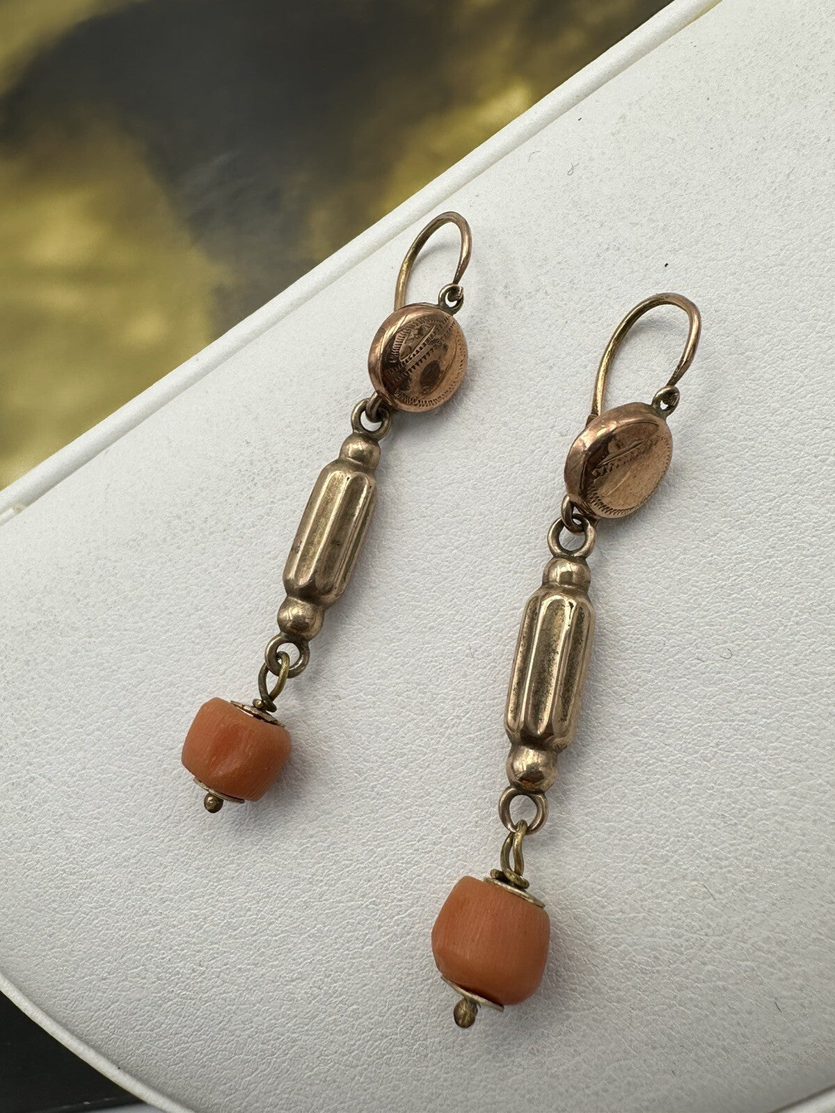 Orecchini pendenti antichi in oro rosso 9 kt con corallo, inizi '900 – foto 9