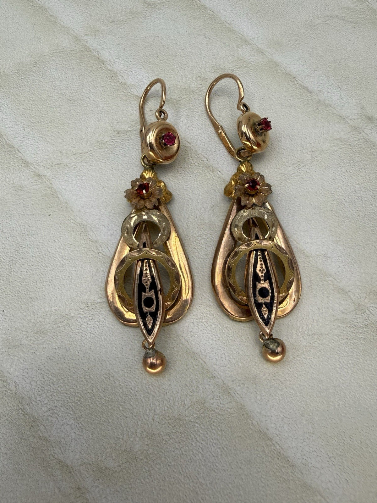 Orecchini borbonici in oro 6/7 kt con paste vitree rosse e microperle – foto 4