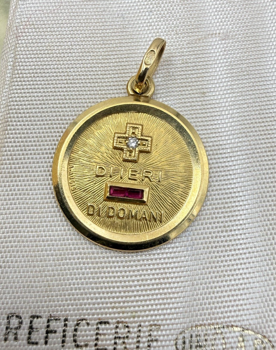 Ciondolo Unoaerre "+ di ieri – di domani" in oro 18 kt con rubini e brillante – foto 15
