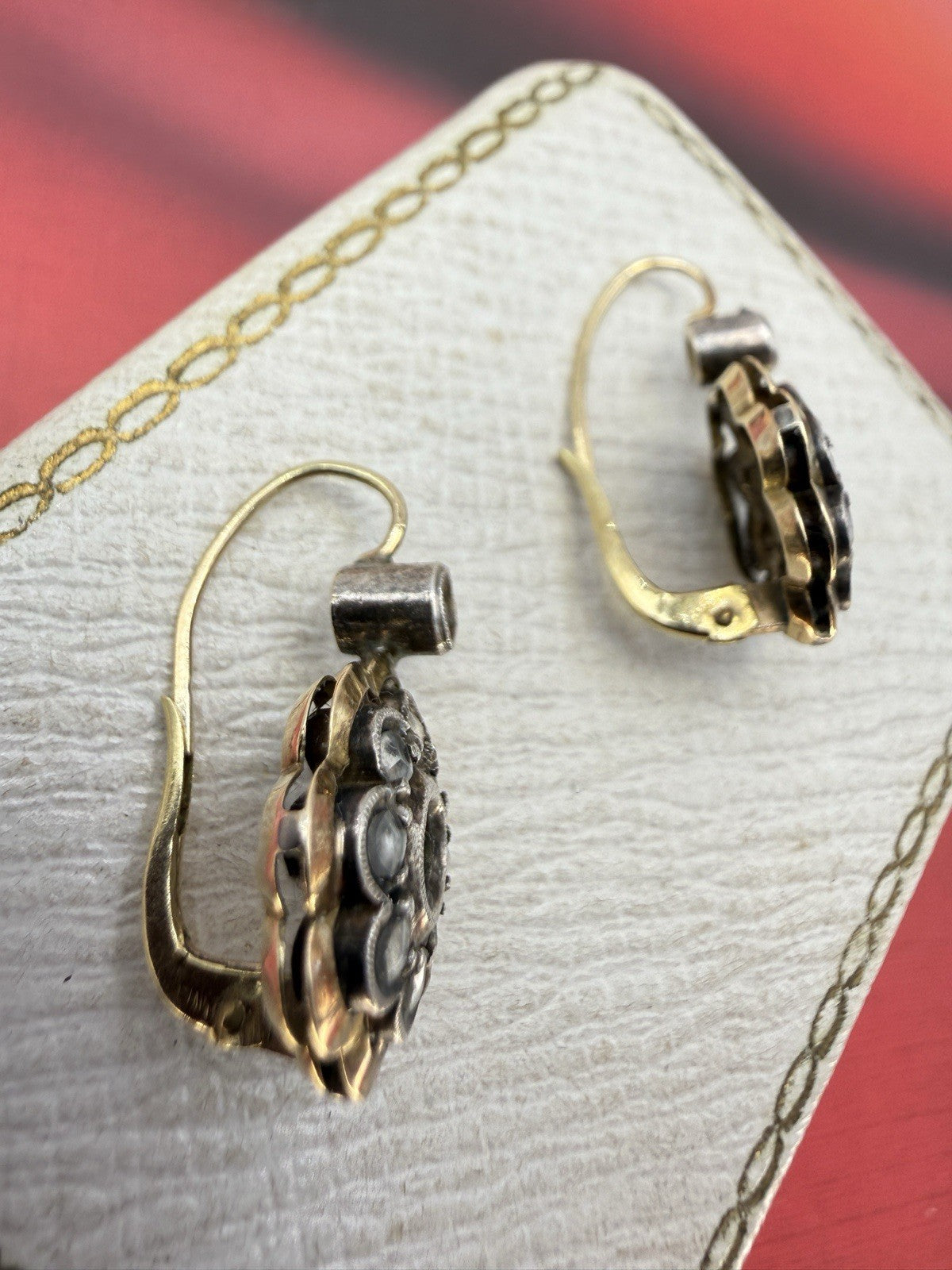 Orecchini a toppa in oro 12 kt e argento con diamanti taglio rosa, anni '50 – foto 13