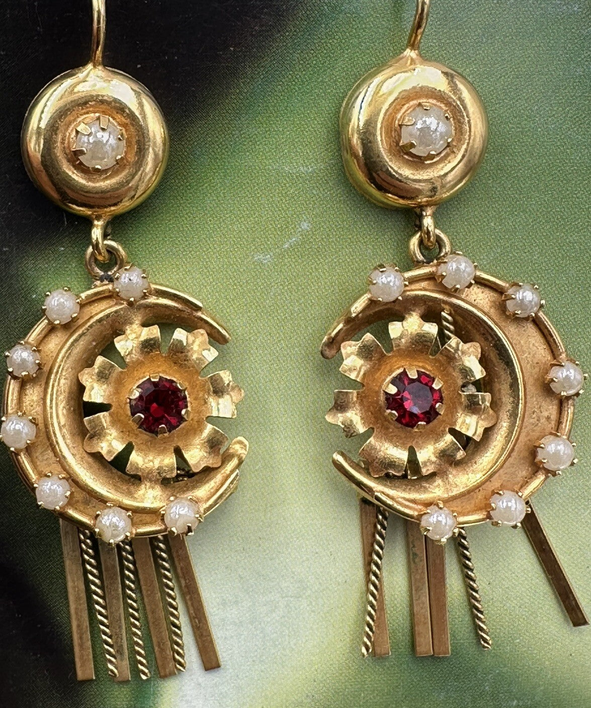 Orecchini pendenti vintage in oro 12 kt con paste vitree, anni '50–'60 – foto 13