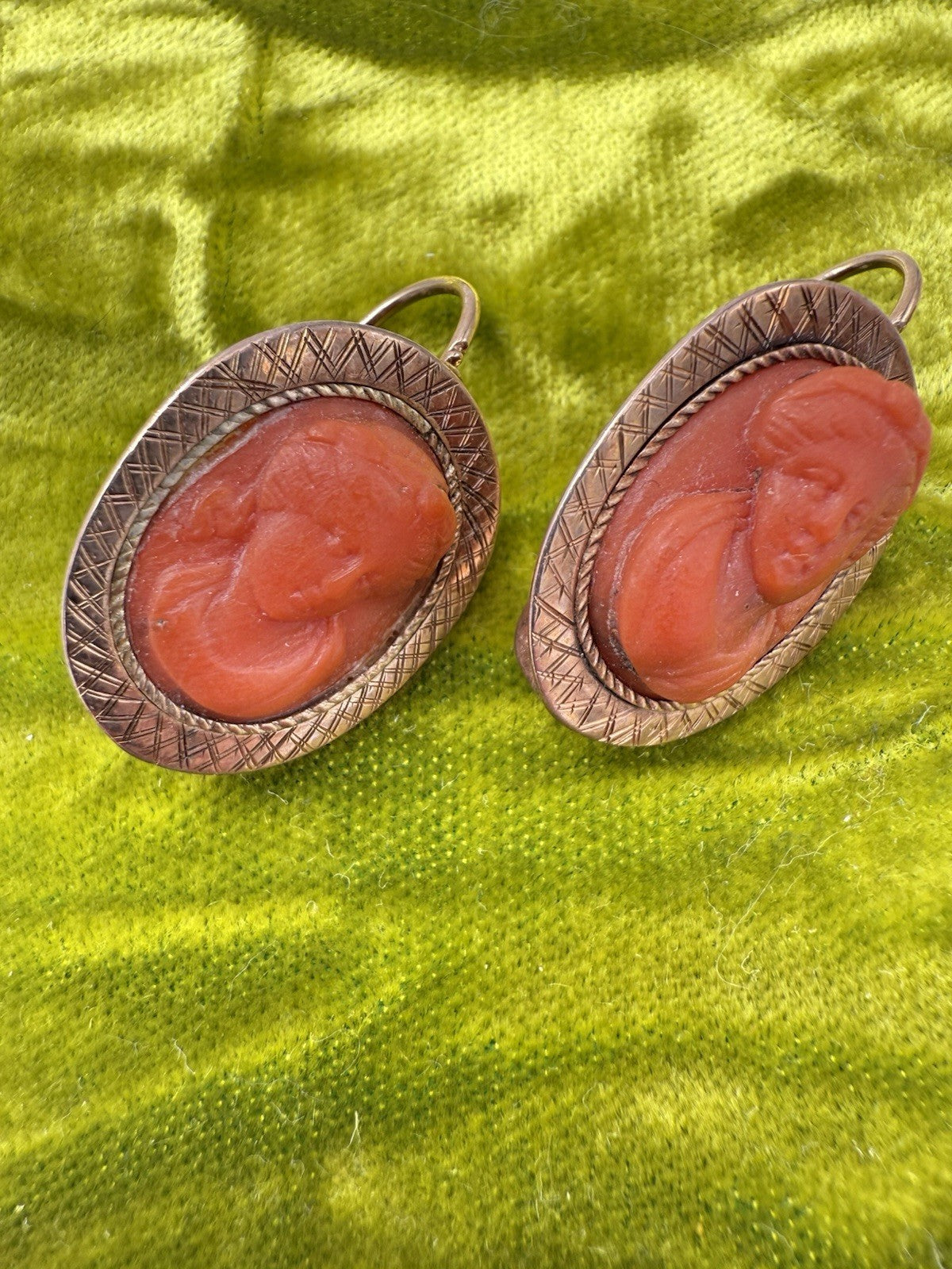 Orecchini antichi in oro rosso 6/7 kt con cammei di corallo, '800 – foto 6