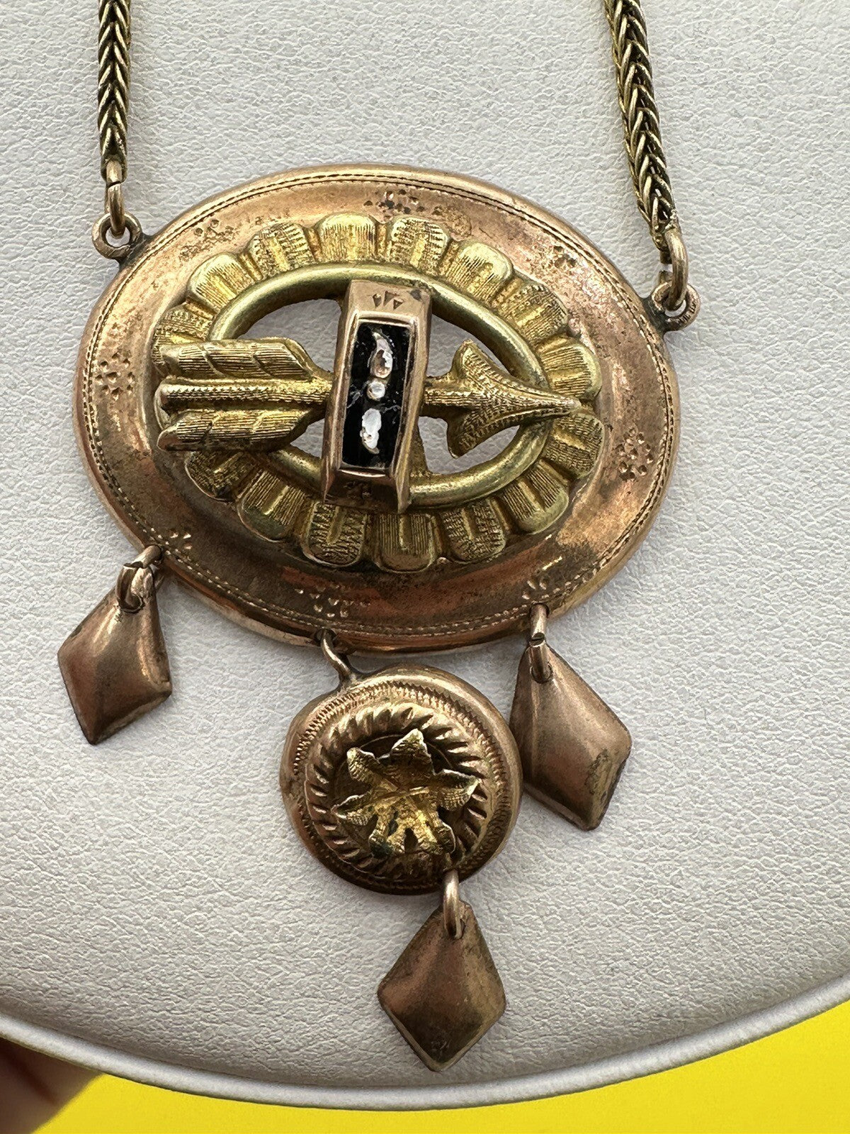 Collana antica in oro 6/7 kt con smalti neri e pendenti, fine '800 – foto 10