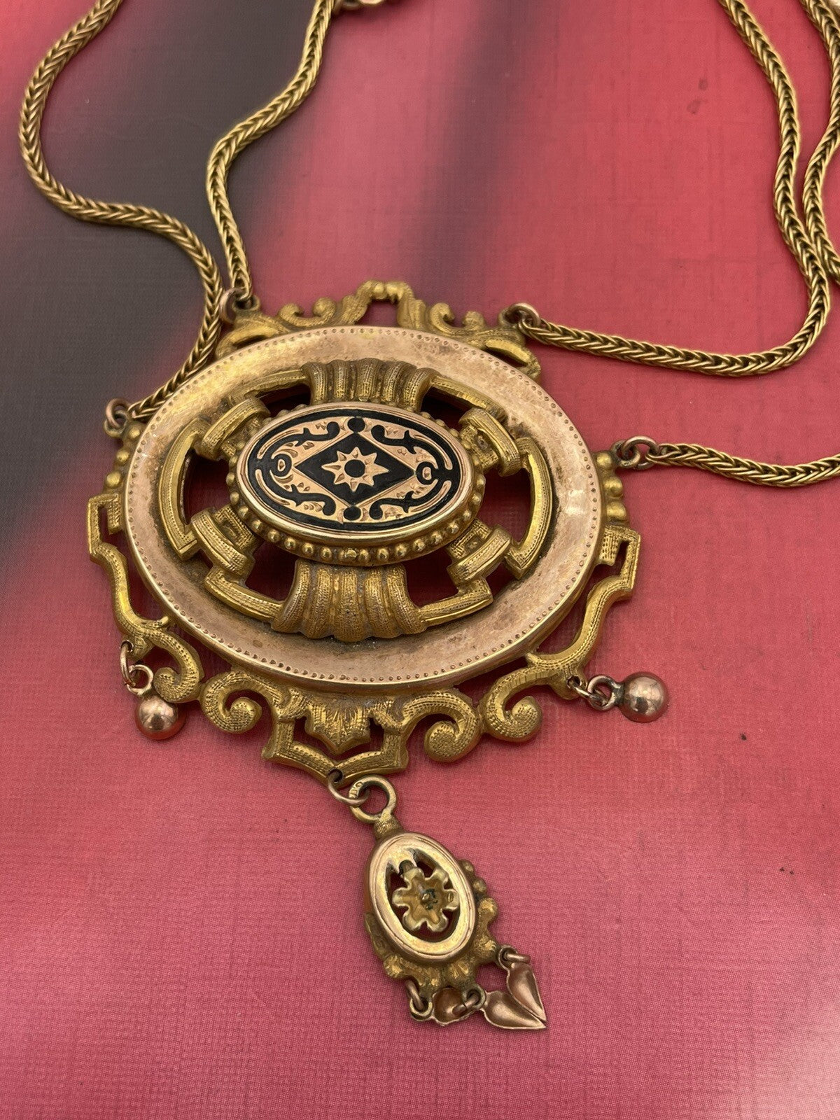 Parure borbonica collana e orecchini in oro 6/7 kt con smalti neri, fine '800 – foto 11