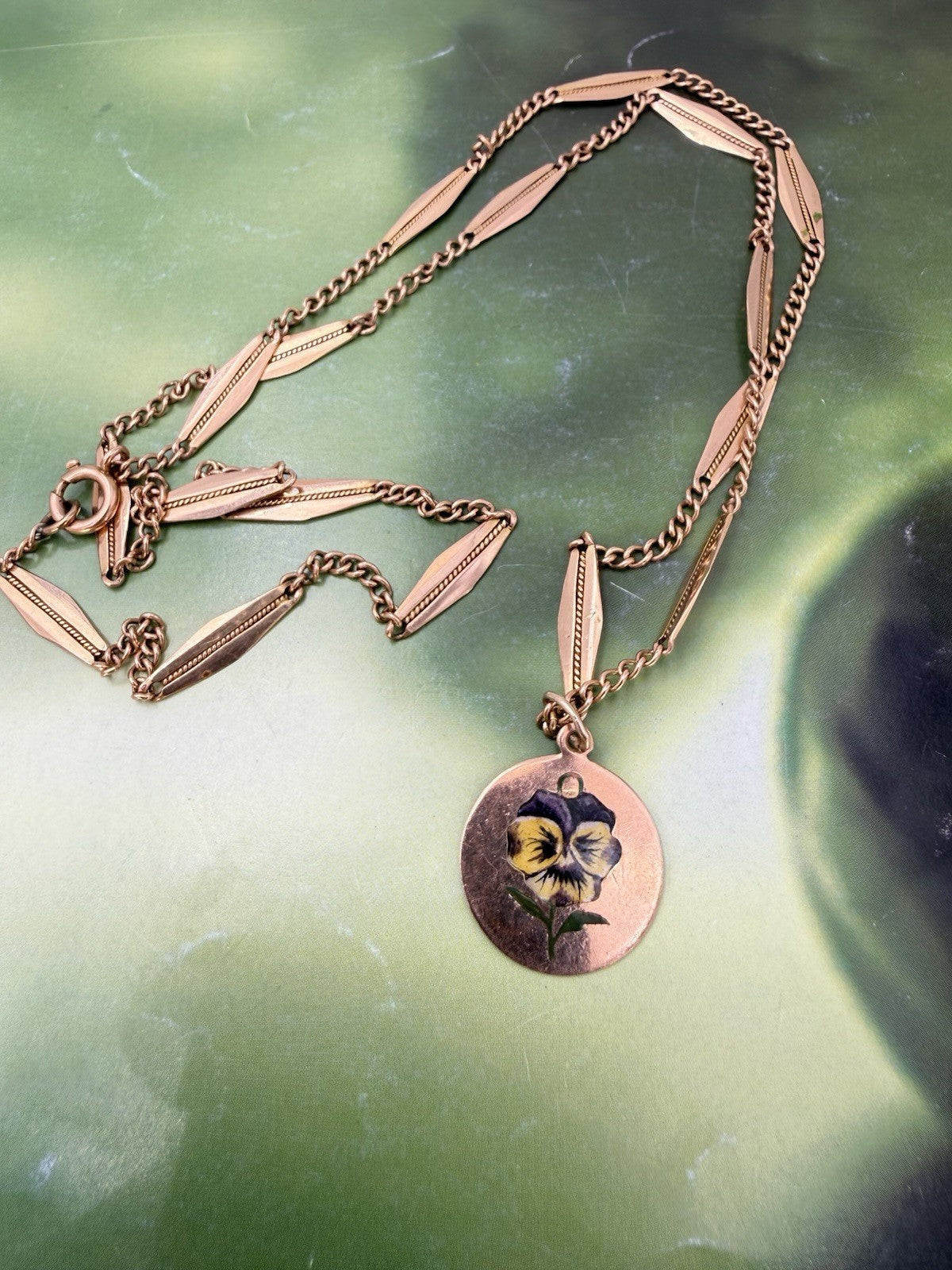 Collana antica in oro 12 kt con ciondolo floreale smaltato viola, inizi '900 – foto 7