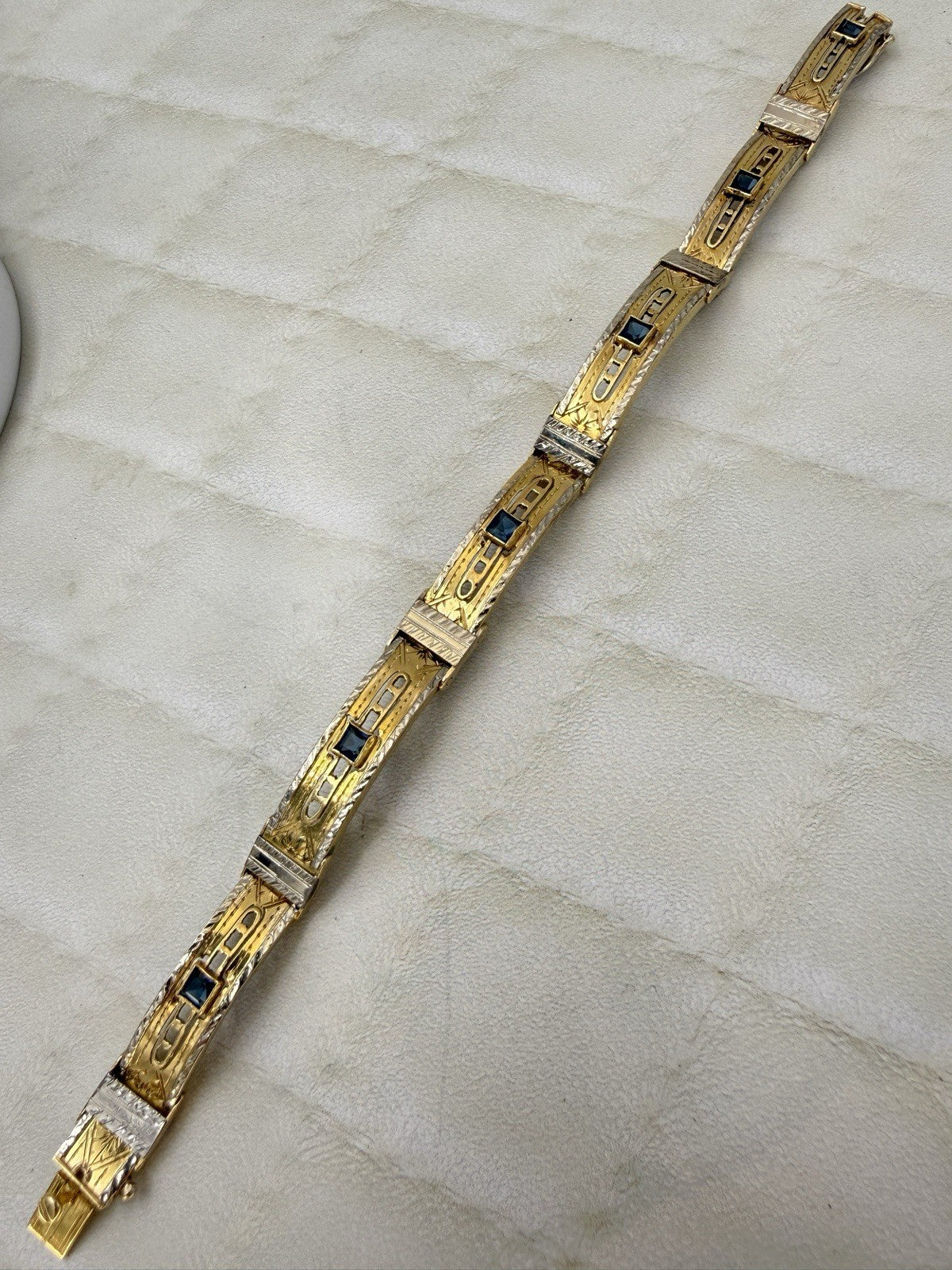 Bracciale antico a moduli in oro bianco e giallo 18 kt con pietre blu – foto 7