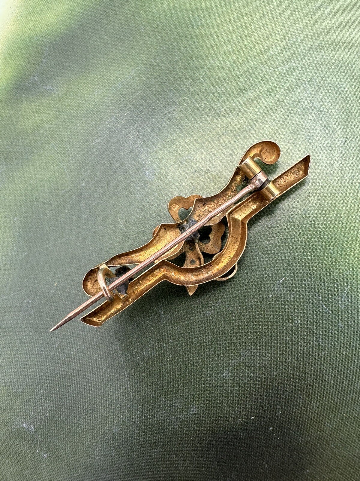 Spilla antica in oro rosso 6/7 kt con perle e pietra rossa, fine '800 – foto 5