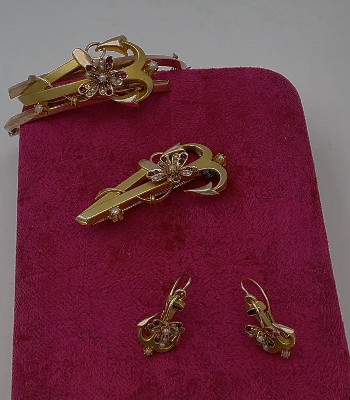 Parure antica bracciale, spilla e orecchini in oro 6/7 kt, fine '800 – foto 17