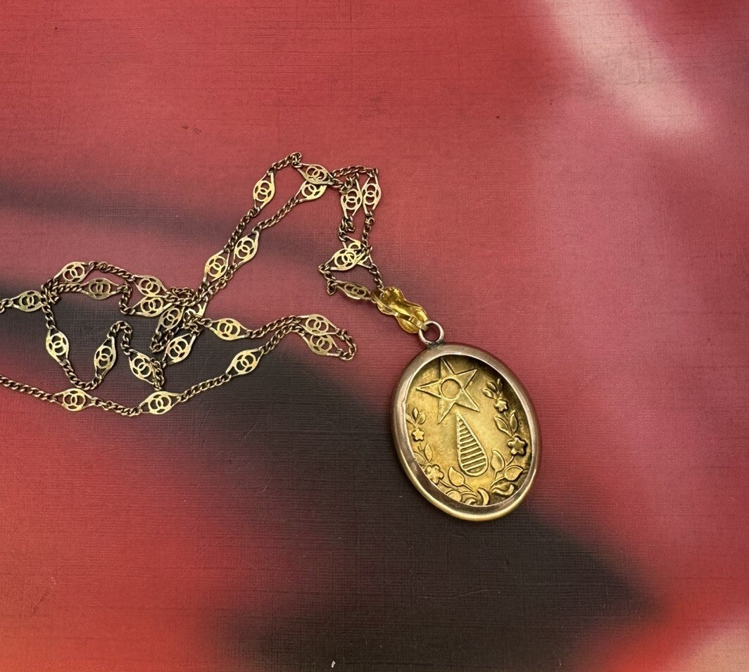 Collana antica in oro 6/7 kt con ciondolo a smalti multicolor, fine '800 – foto 10