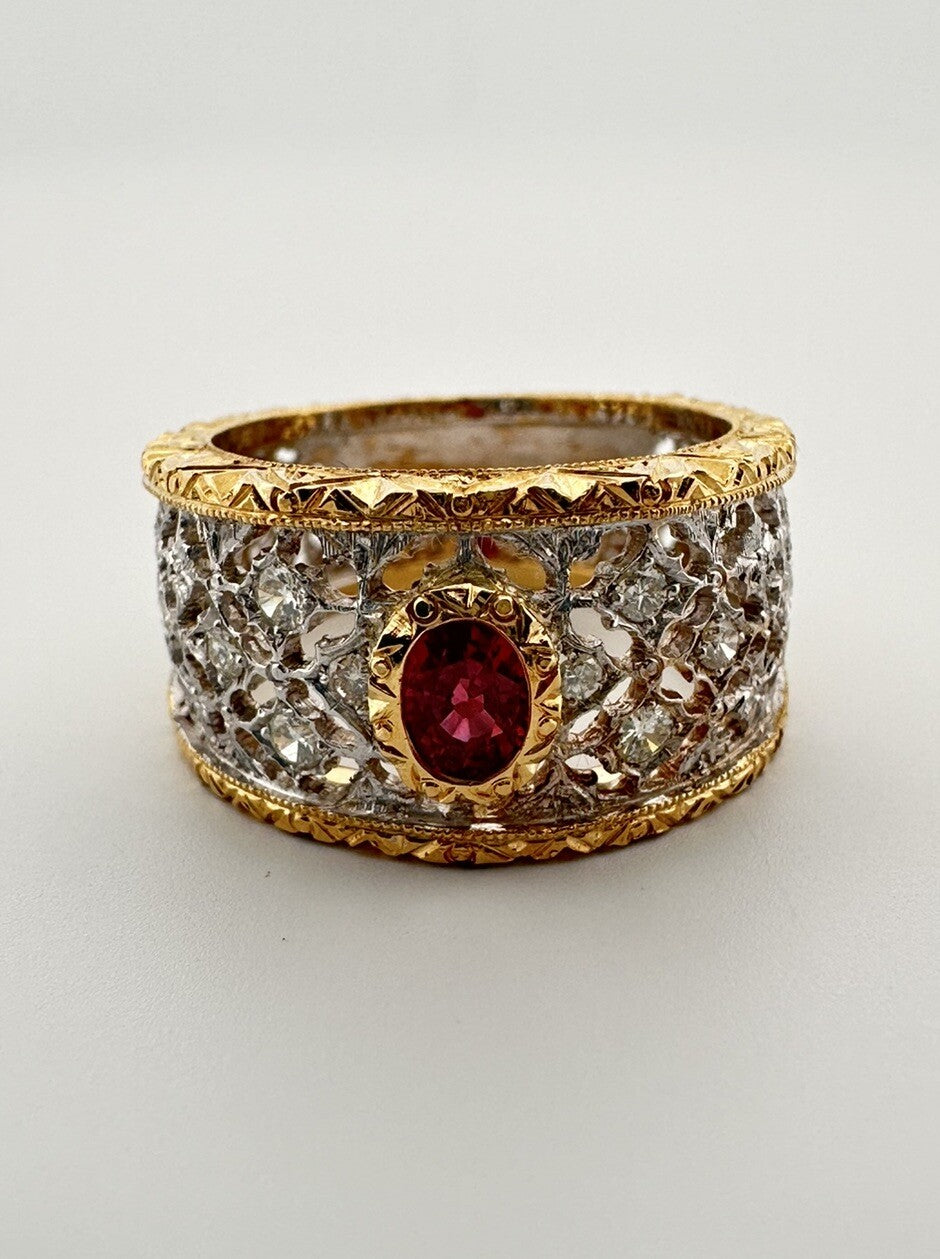 Anello inciso a mano in oro bianco e giallo 18 kt con rubino e brillanti – foto 5
