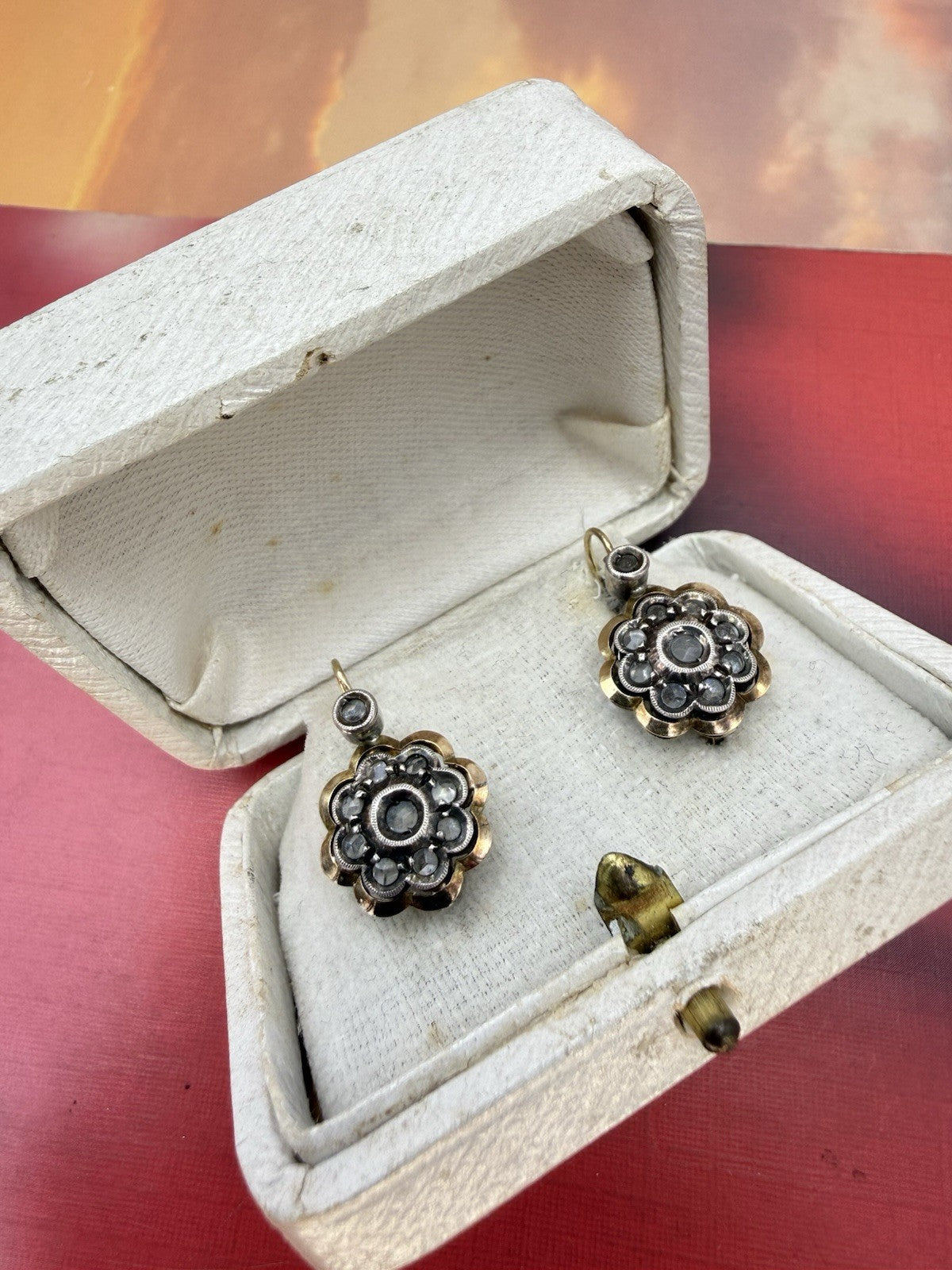 Orecchini a toppa in oro 12 kt e argento con diamanti taglio rosa, anni '50 – foto 5