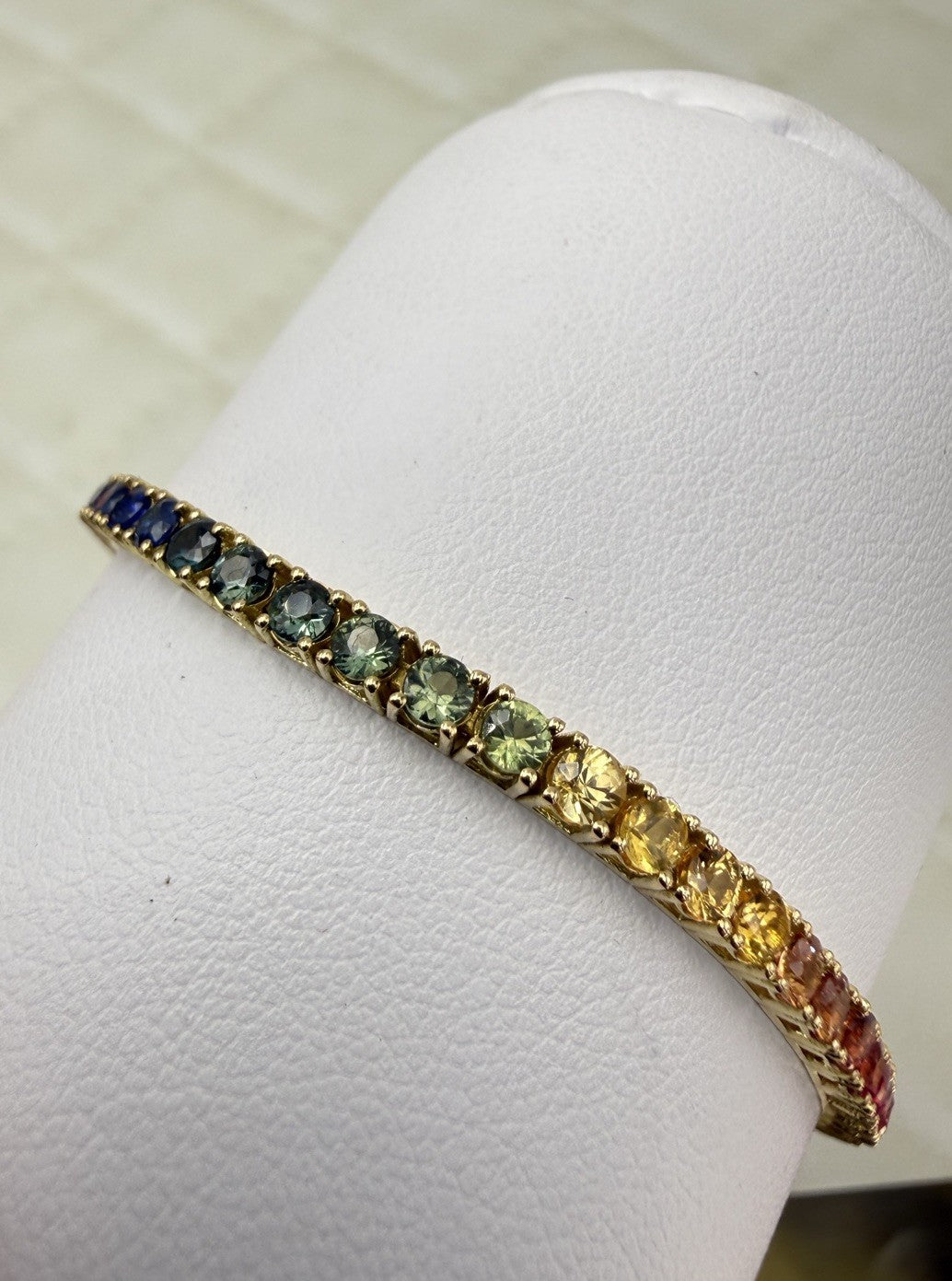 Bracciale tennis rainbow in oro giallo 18 kt con zaffiri multicolor – foto 14