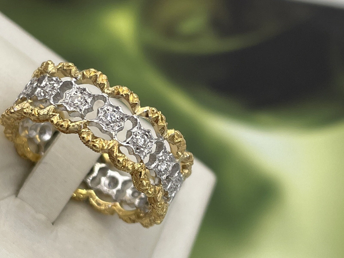Anello eternity inciso a mano in oro bianco e giallo 18 kt con brillanti – foto 11