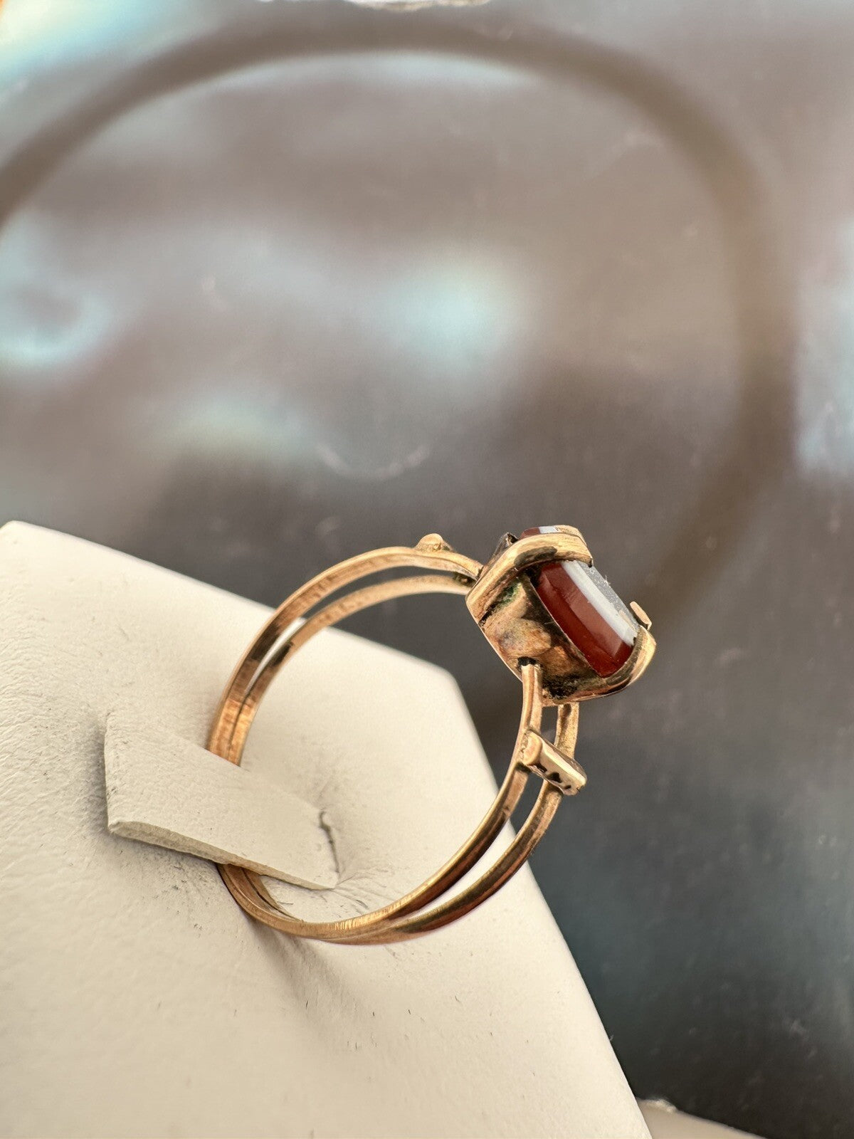 Anello borbonico in oro 6/7 kt con corniola ovale, fine '800 – foto 10