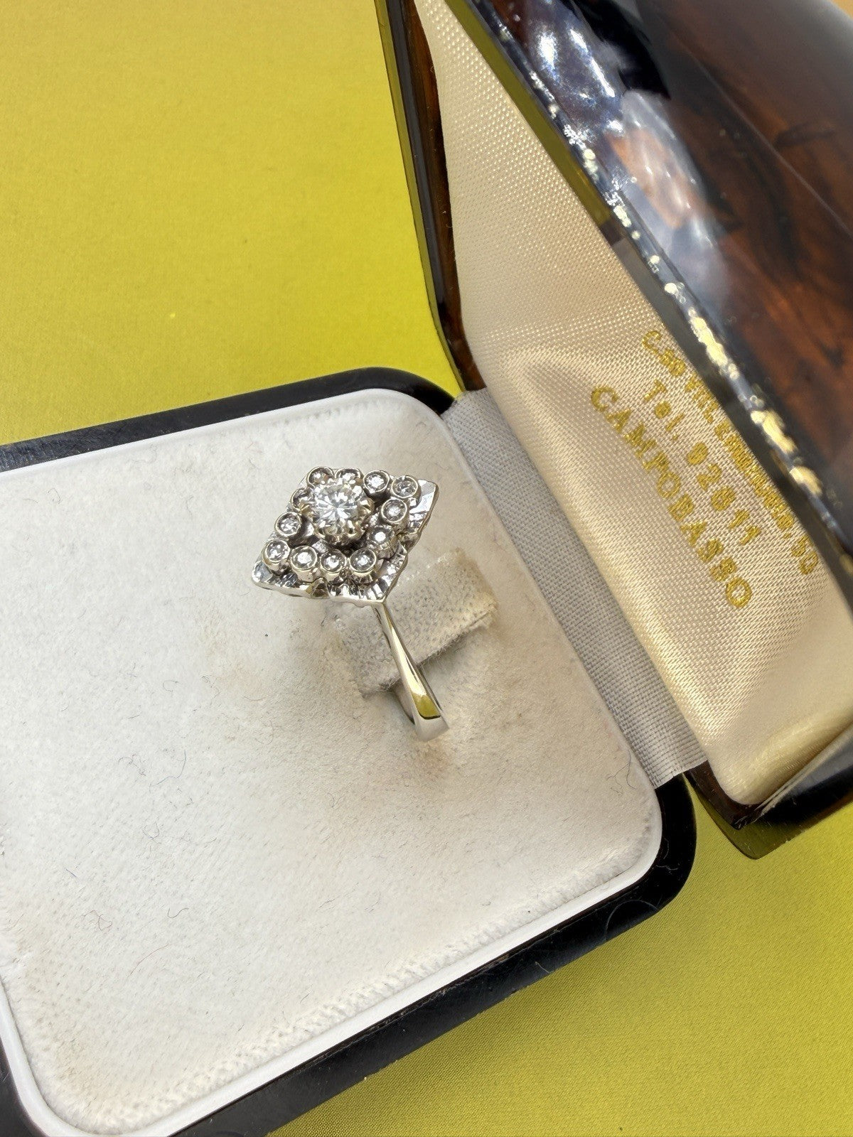 Anello da fidanzamento vintage in oro bianco 18 kt con brillanti, anni '70 – foto 2