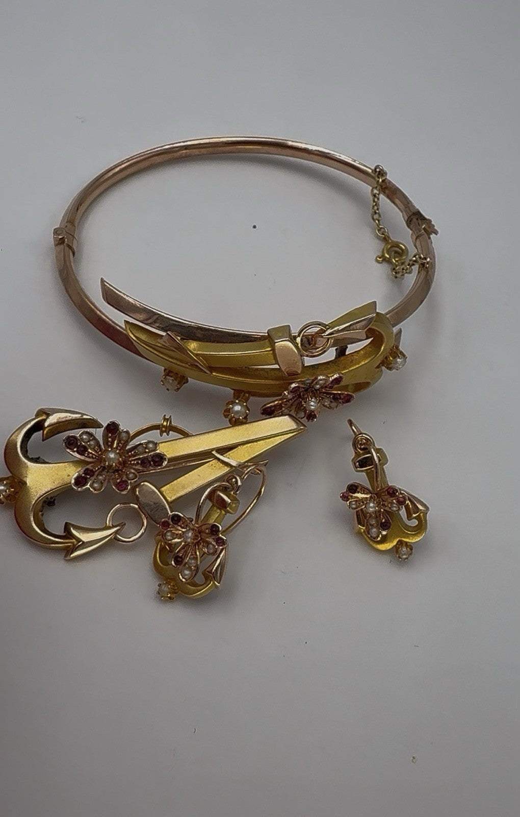 Parure antica bracciale, spilla e orecchini in oro 6/7 kt, fine '800 – foto 2