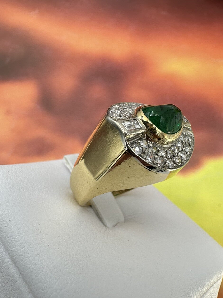 Anello a fascia in oro 18 kt con smeraldo cabochon e diamanti, anni '90 – foto 4