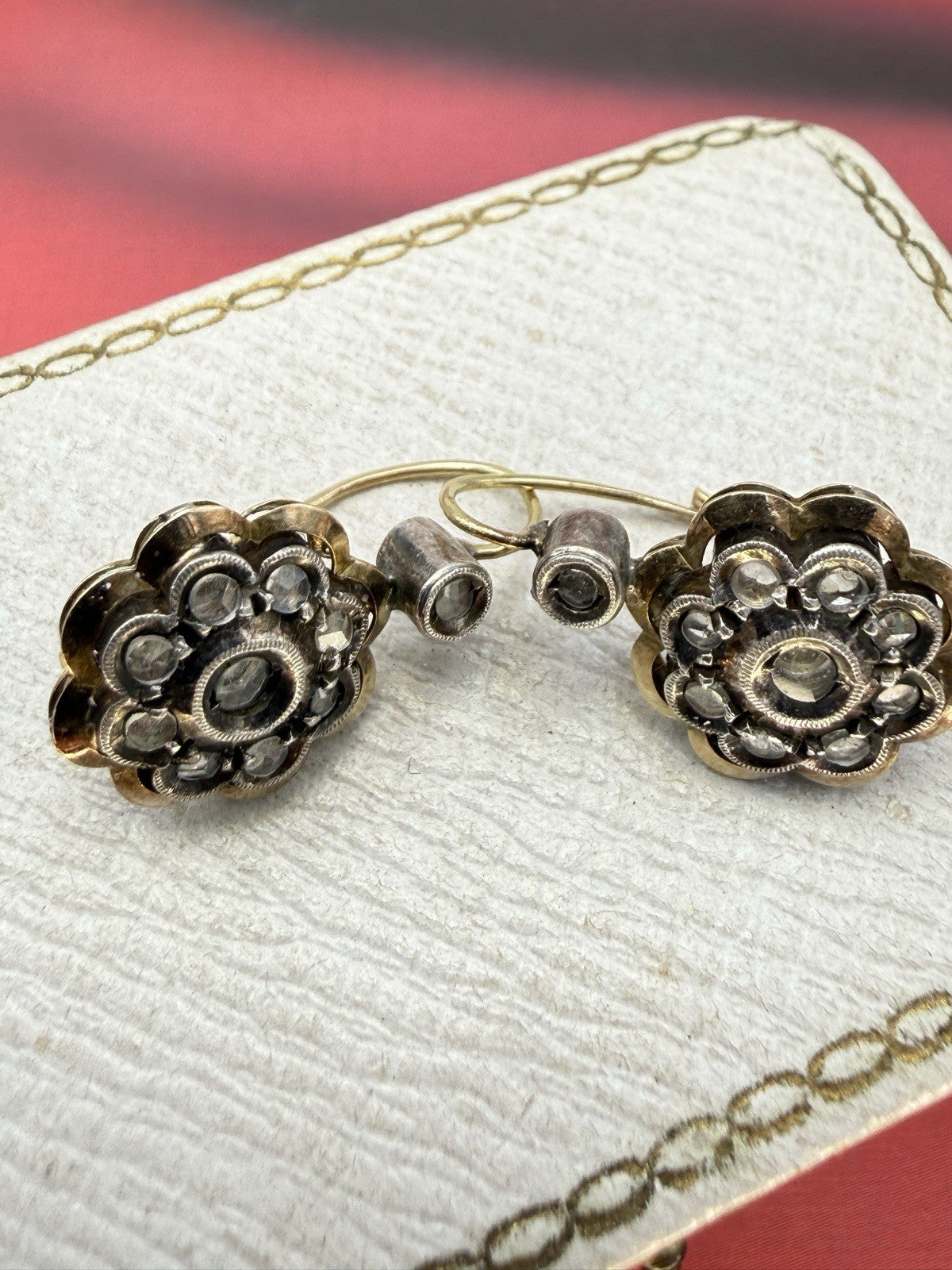 Orecchini a toppa in oro 12 kt e argento con diamanti taglio rosa, anni '50 – foto 15
