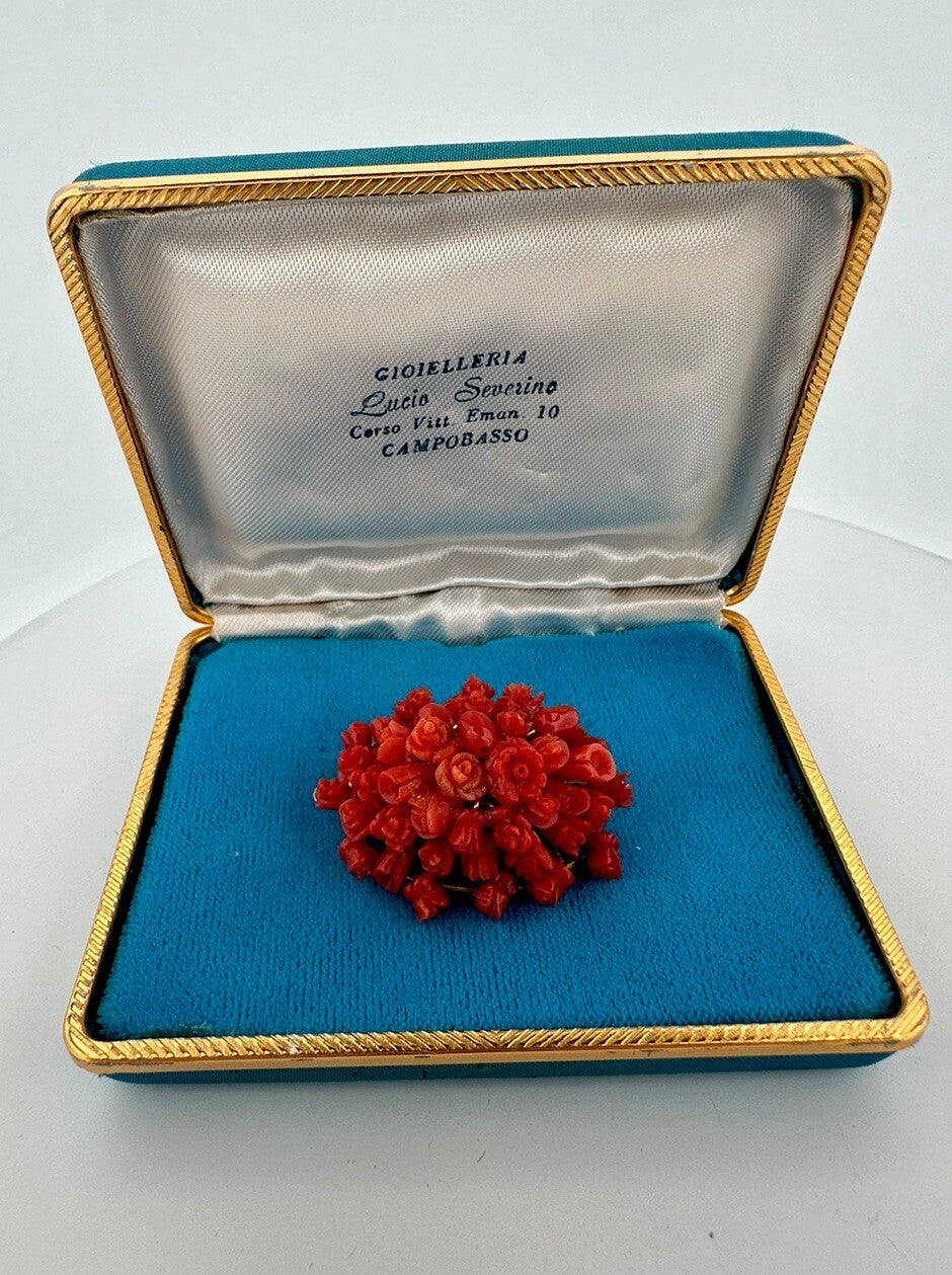 Spilla pendente in oro 18 kt con roselline di corallo, anni '70 – foto 4
