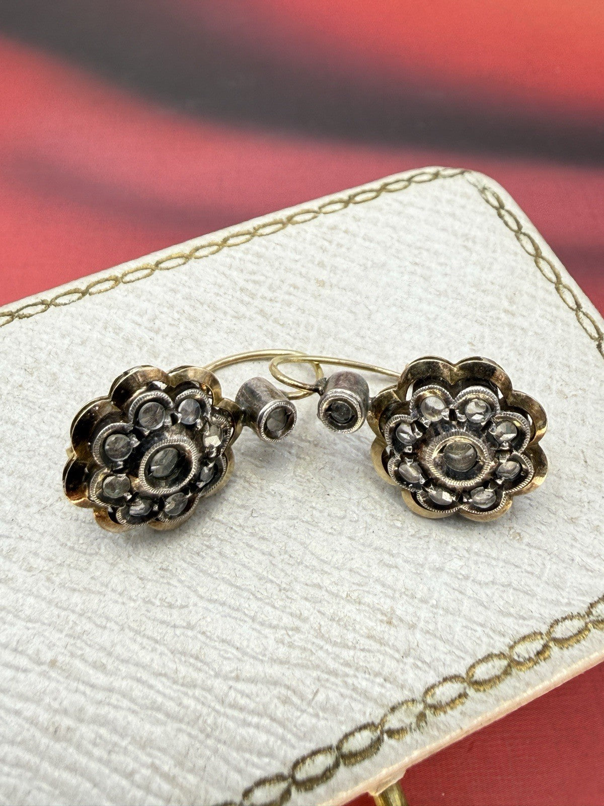 Orecchini a toppa in oro 12 kt e argento con diamanti taglio rosa, anni '50 – foto 14