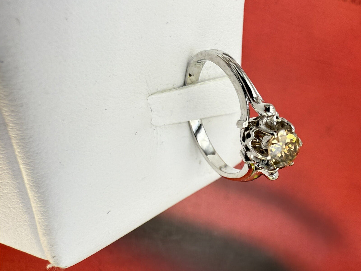 Anello da fidanzamento vintage in oro bianco 18 kt con diamante brown, anni '60 – foto 16