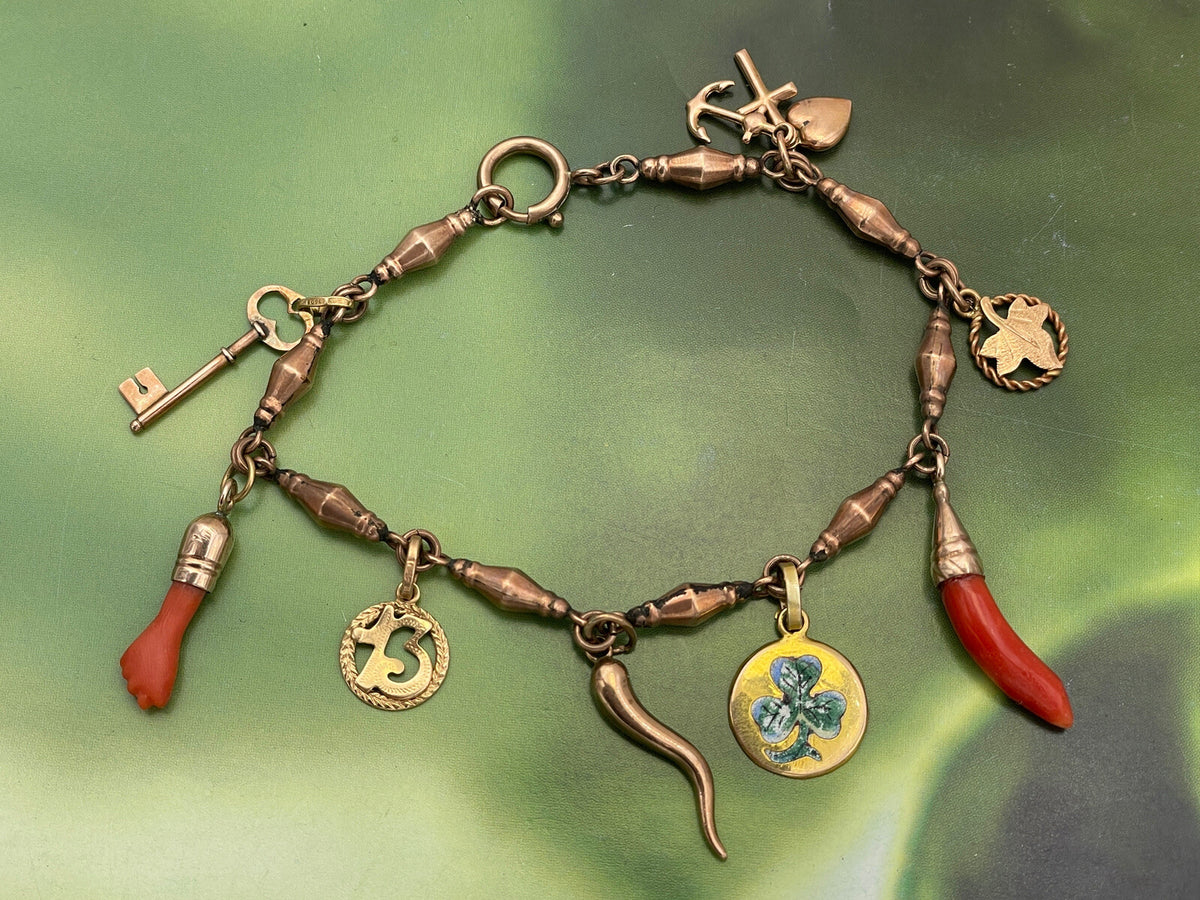 Bracciale portafortuna antico in oro rosa 6/7 kt con 8 charms – foto 8