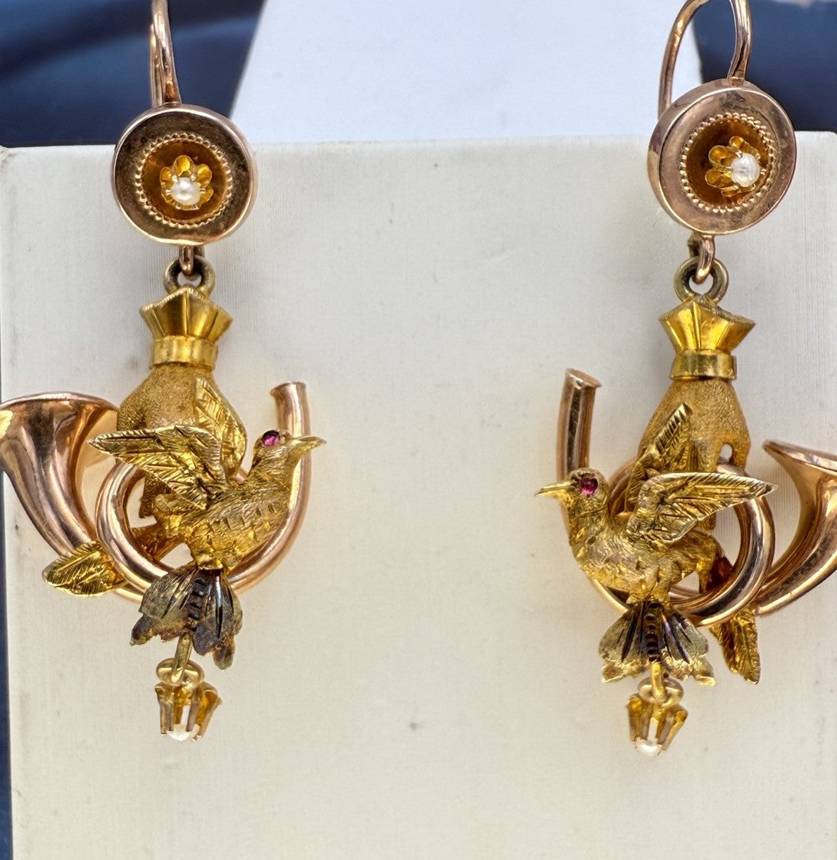 Orecchini antichi in oro 6/7 kt con paste vitree rosse e microperle, fine '800 – foto 16