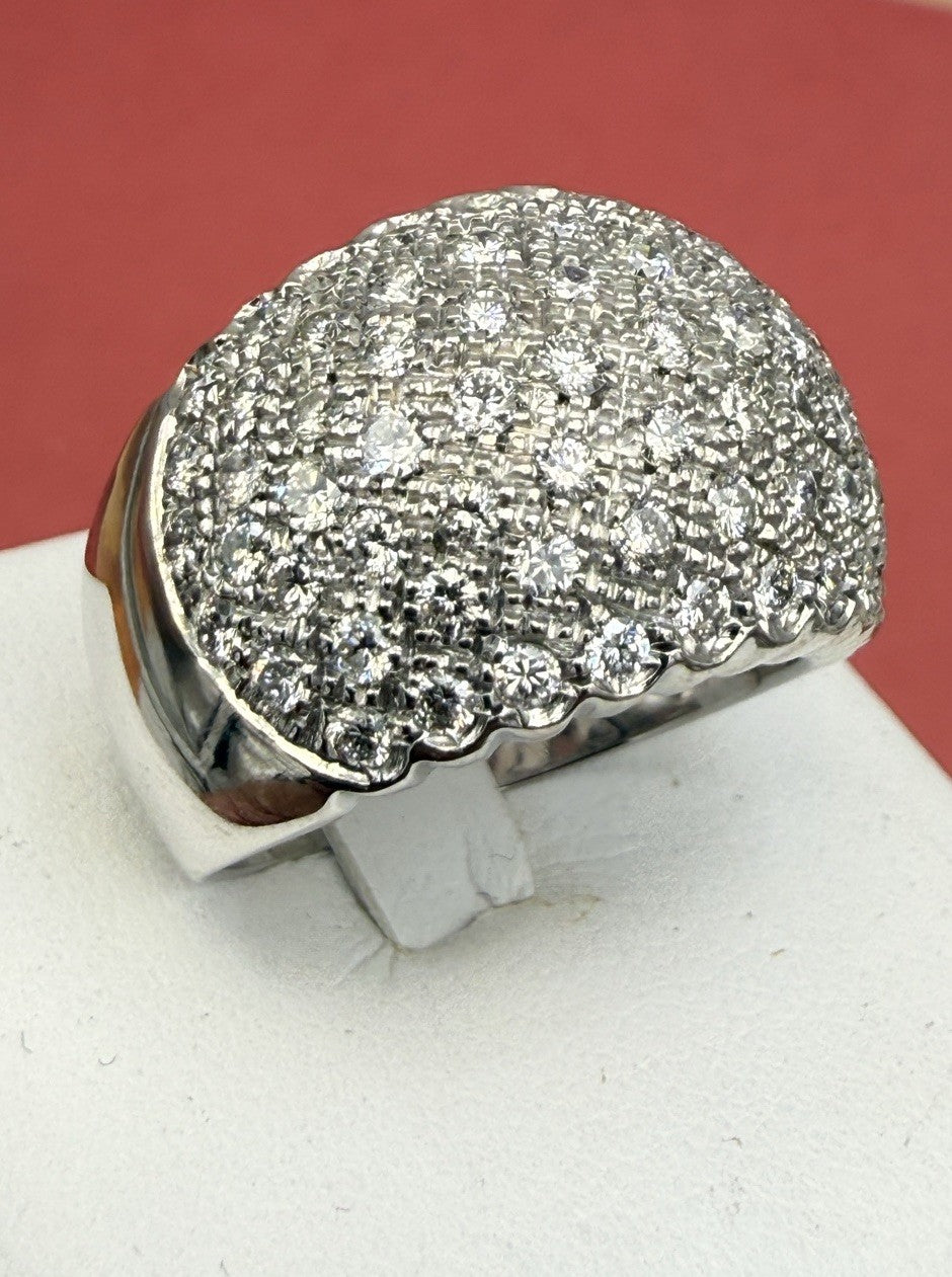 Anello a fascia in oro bianco 18 kt con 2 ct di brillanti – foto 3