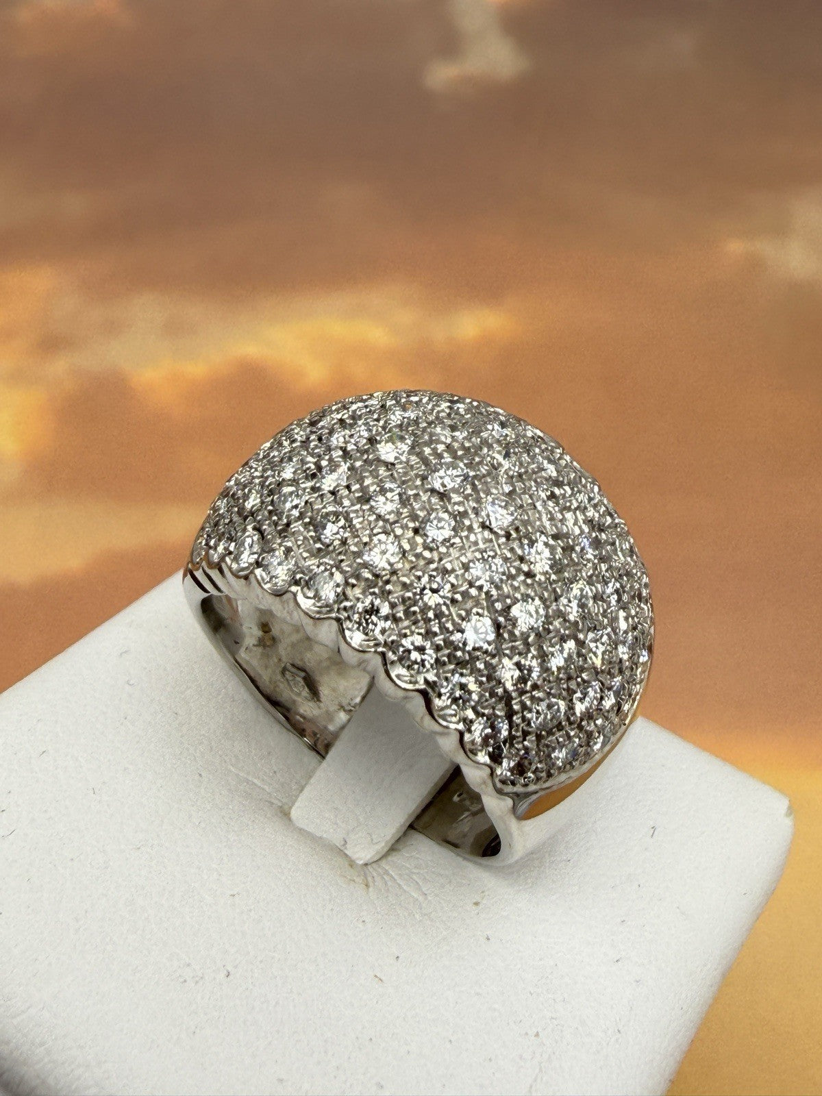 Anello a fascia in oro bianco 18 kt con 2 ct di brillanti – foto 9