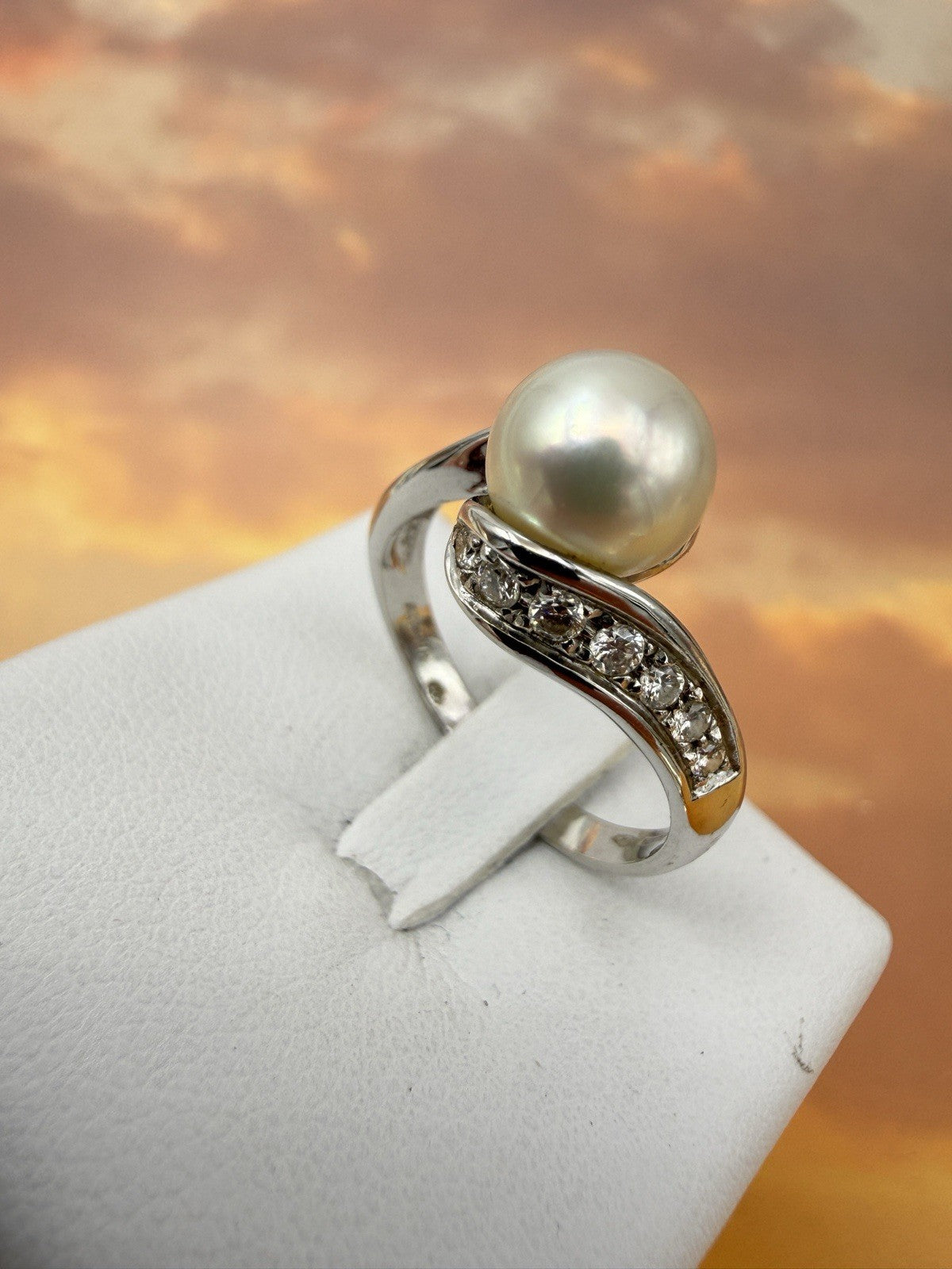 Anello Mikawa in oro bianco 18 kt con perla e brillanti – foto 10