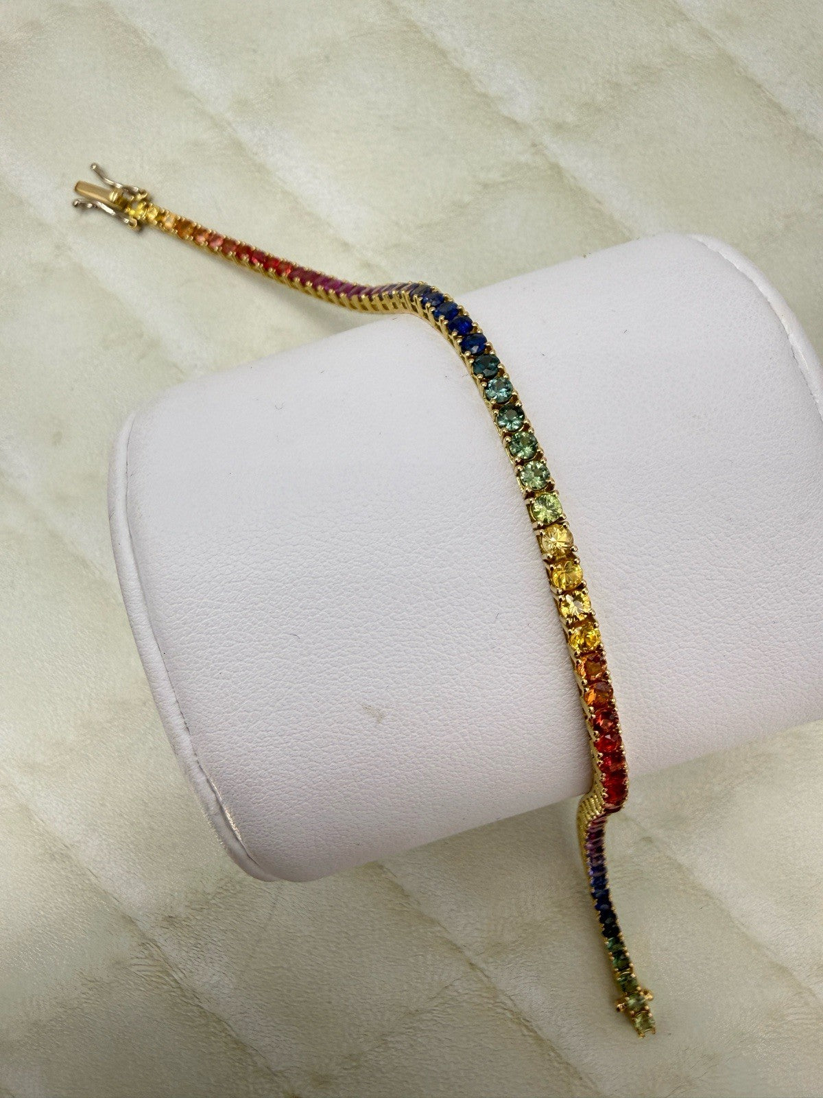 Bracciale tennis rainbow in oro giallo 18 kt con zaffiri multicolor – foto 2
