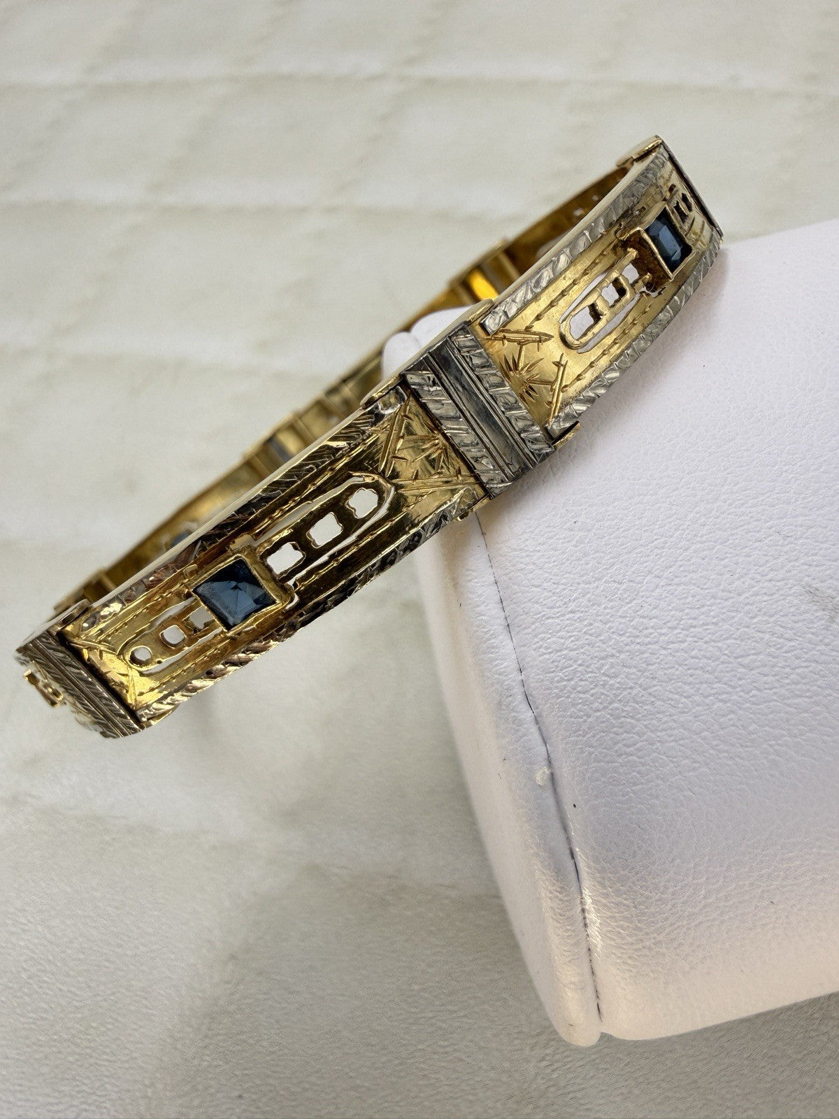 Bracciale antico a moduli in oro bianco e giallo 18 kt con pietre blu – foto 5