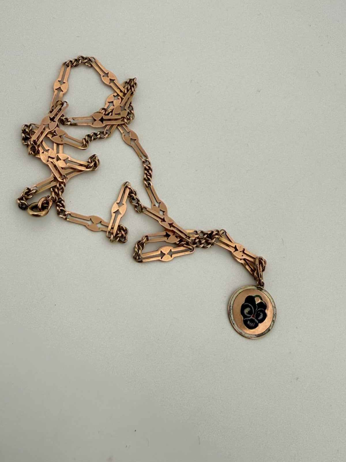 Collana antica in oro 9 kt con ciondolo floreale smaltato viola, inizi '900 – foto 10