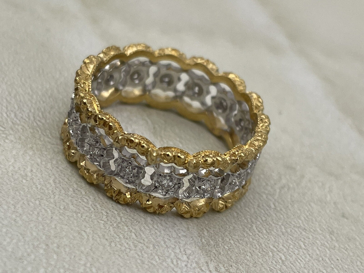 Anello eternity inciso a mano in oro bianco e giallo 18 kt con brillanti – foto 3