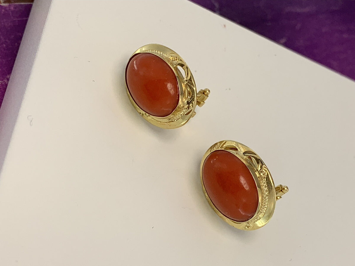 Orecchini artigianali in oro 18 kt con corallo mediterraneo ovale – foto 12
