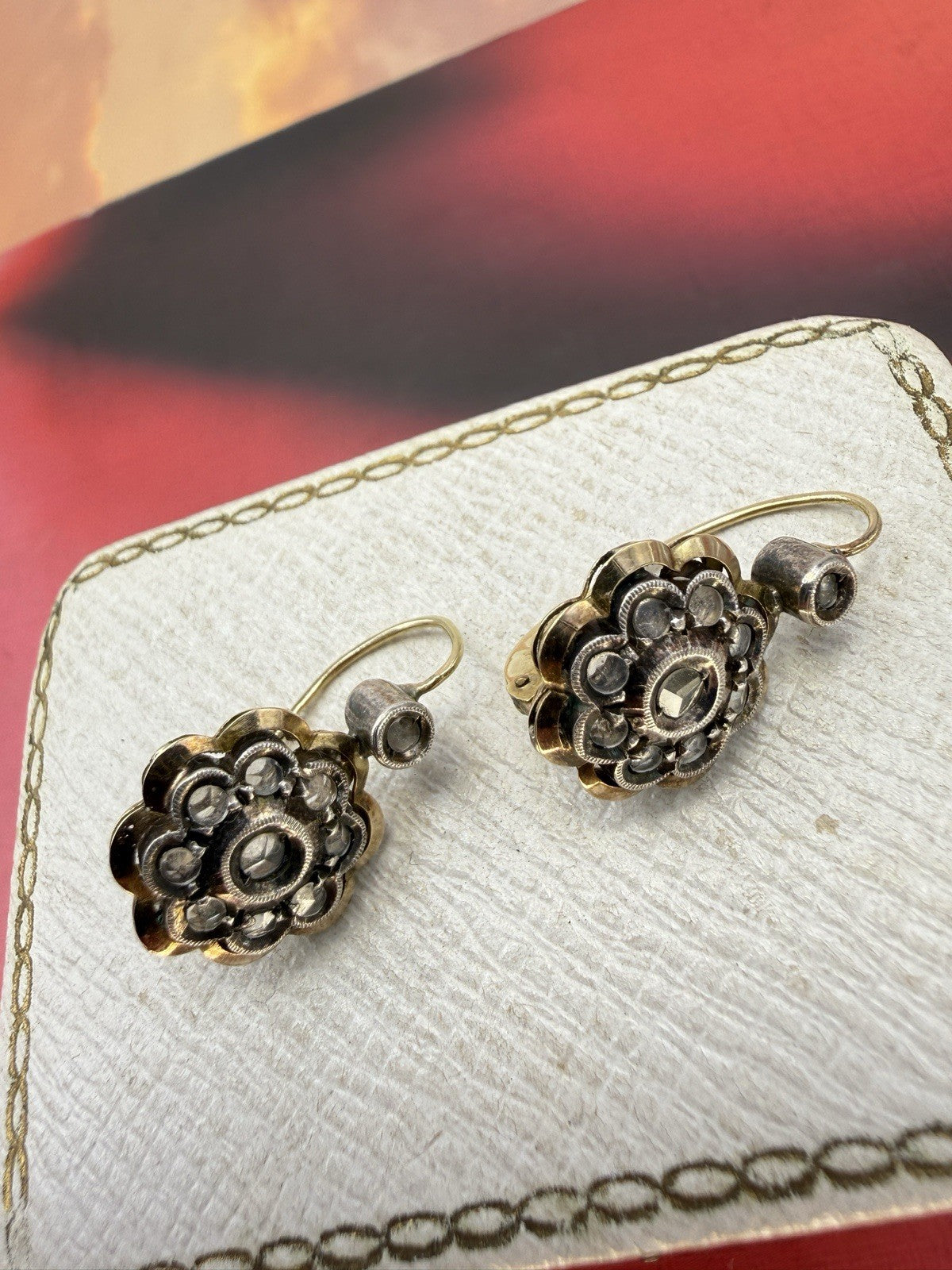 Orecchini a toppa in oro 12 kt e argento con diamanti taglio rosa, anni '50 – foto 6