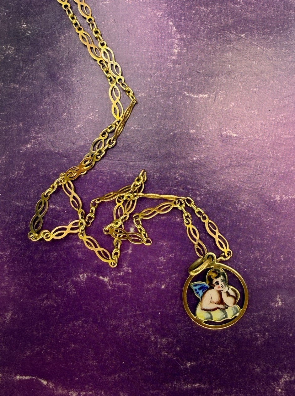 Collana antica in oro 9 kt con ciondolo smaltato a cherubino, inizi '900